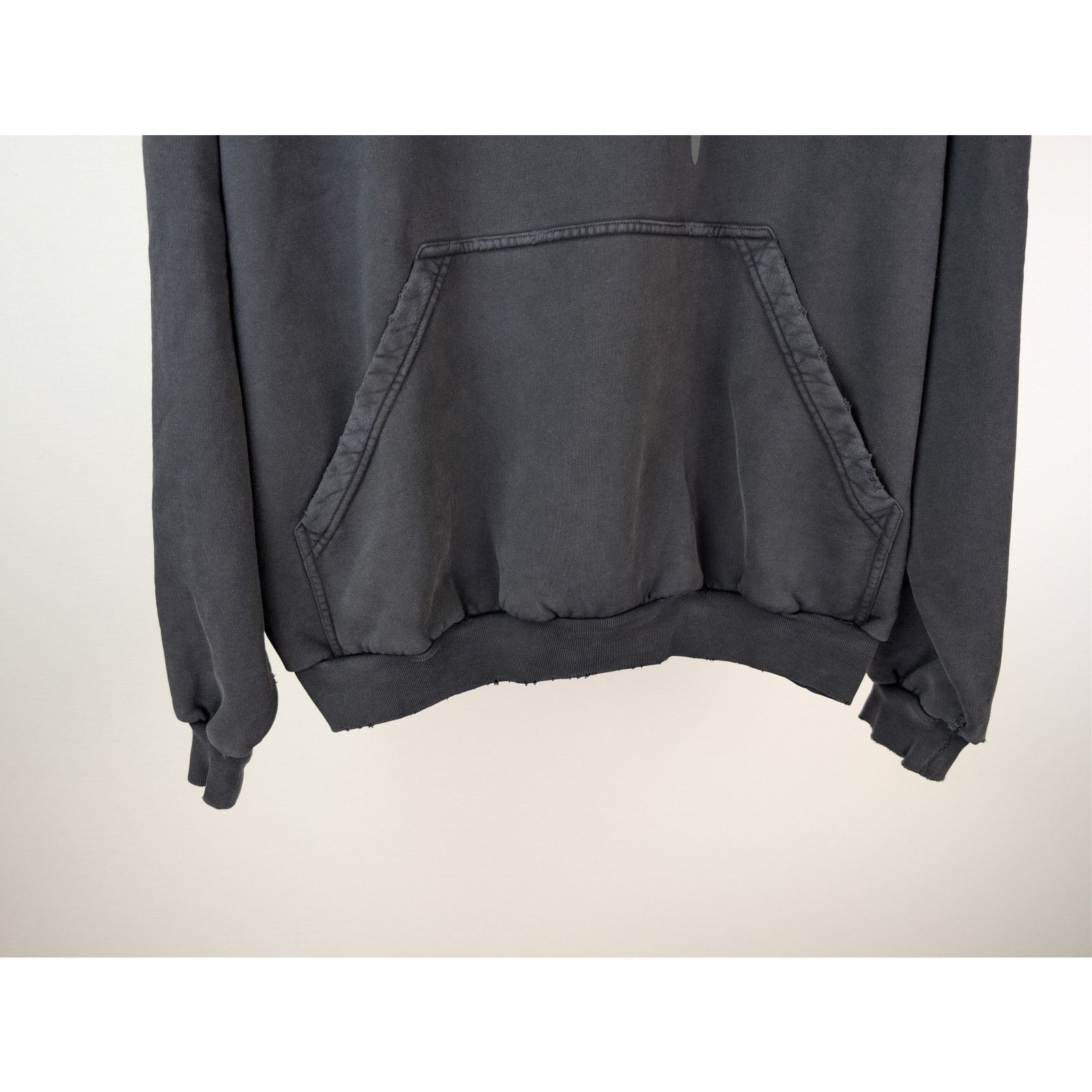 Balenciaga o1rshd1 Wavy Logo Large Fit Hoodie in Faded Wash Black Size US M / EU 48-50 / 2 - 4 Thumbnail