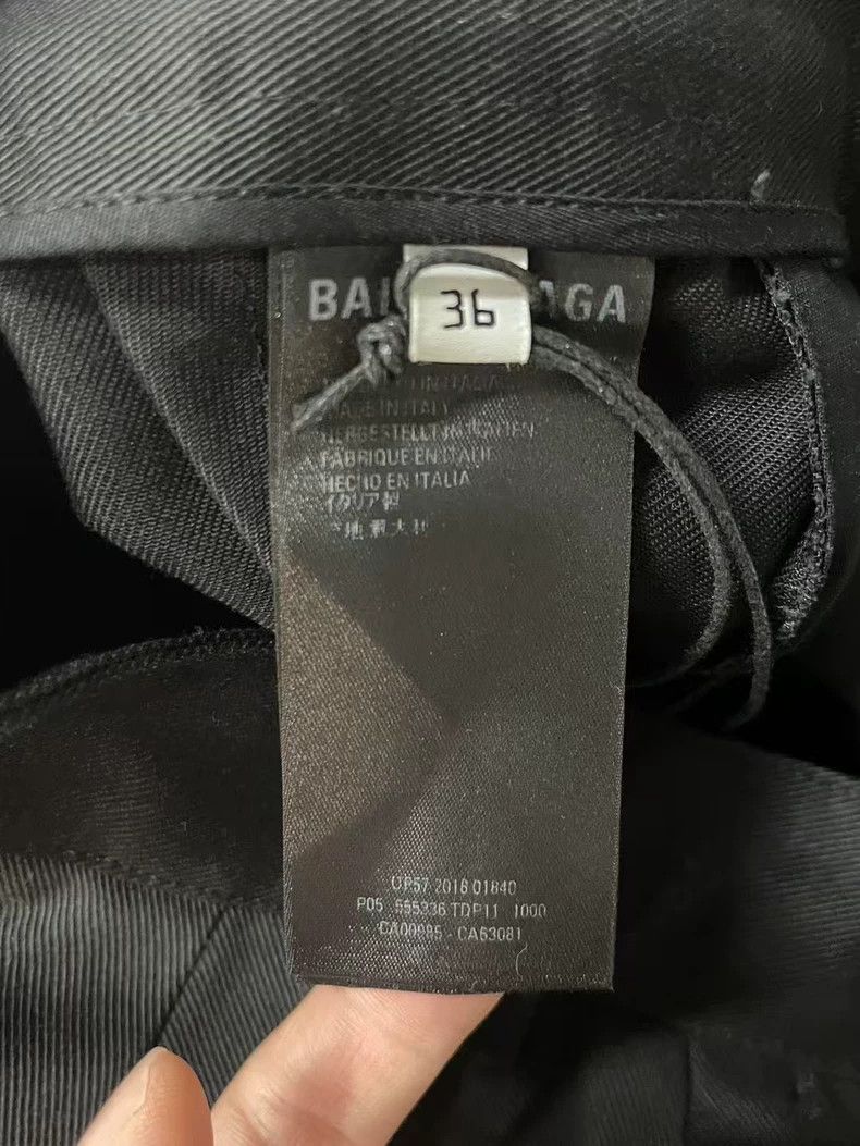 Balenciaga Balenciaga Cropped pants 2503-Nextarrow Size US 36 / EU 52 - 7 Thumbnail