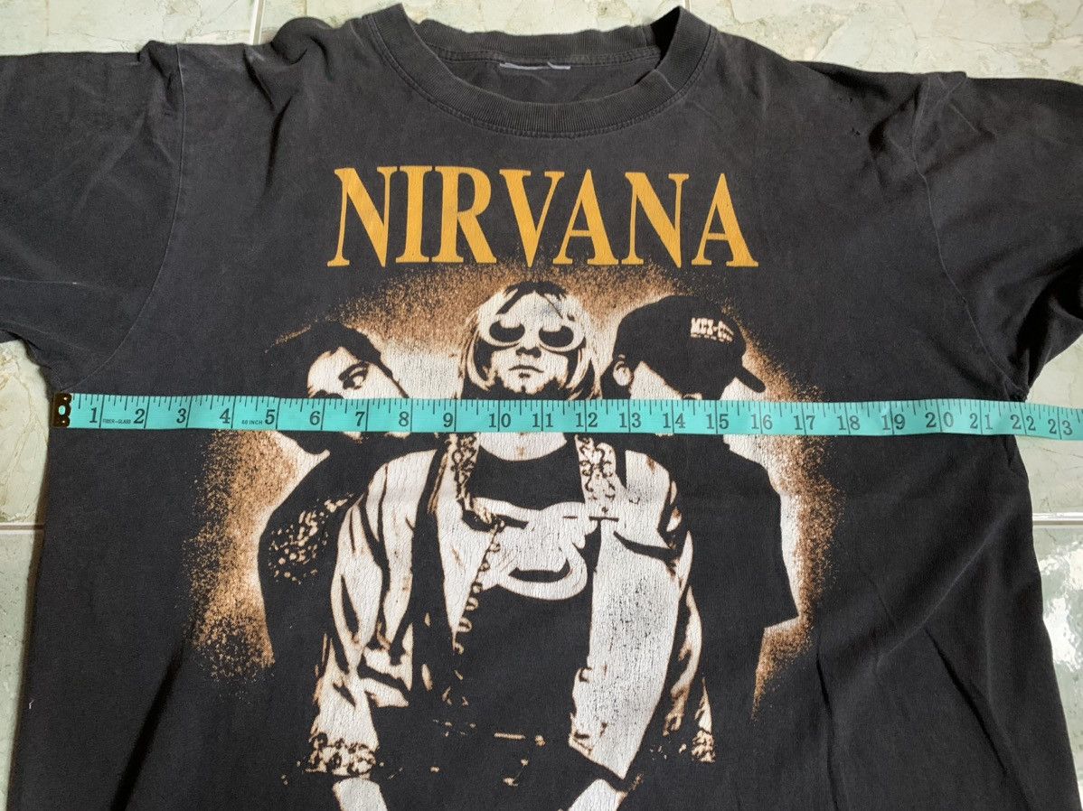 Band Tees Vintage DISTRESSED NIRVANA T-shirt Size US L / EU 52-54 / 3 - 11 Thumbnail