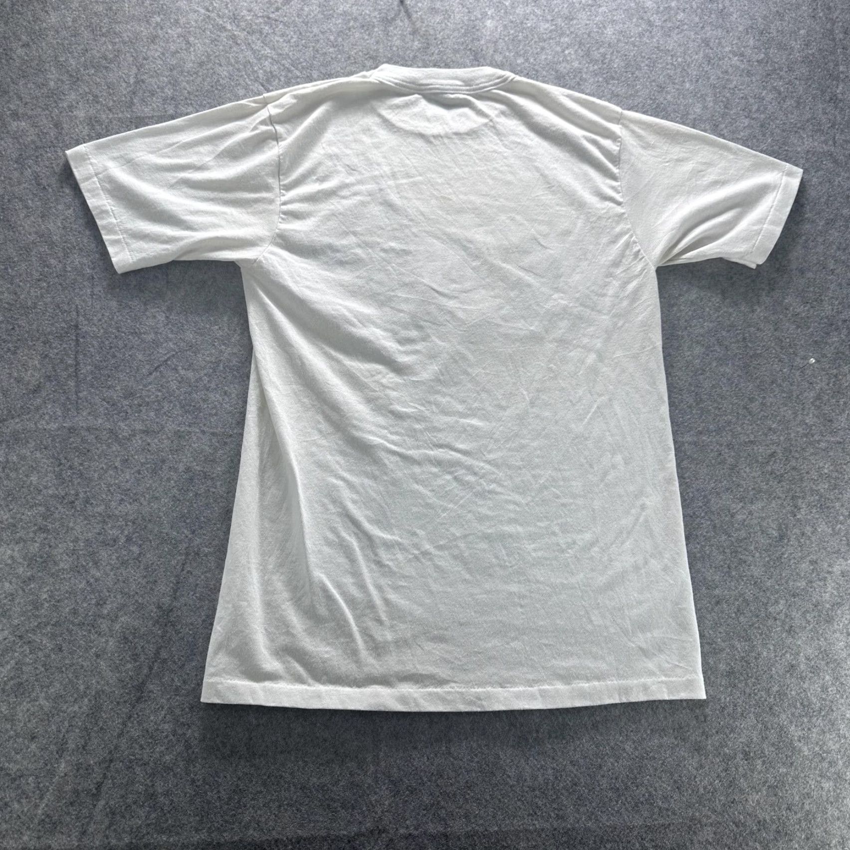 Other VINTAGE Quality Goods Canada Shirt Mens L White Tourist Souvenir Graphic 90s SS Size US L / EU 52-54 / 3 - 7 Thumbnail