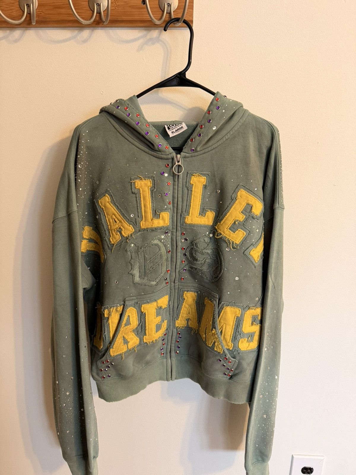 Vale Vale Bedazzled Zip Up Size US XL / EU 56 / 4 - 1 Thumbnail
