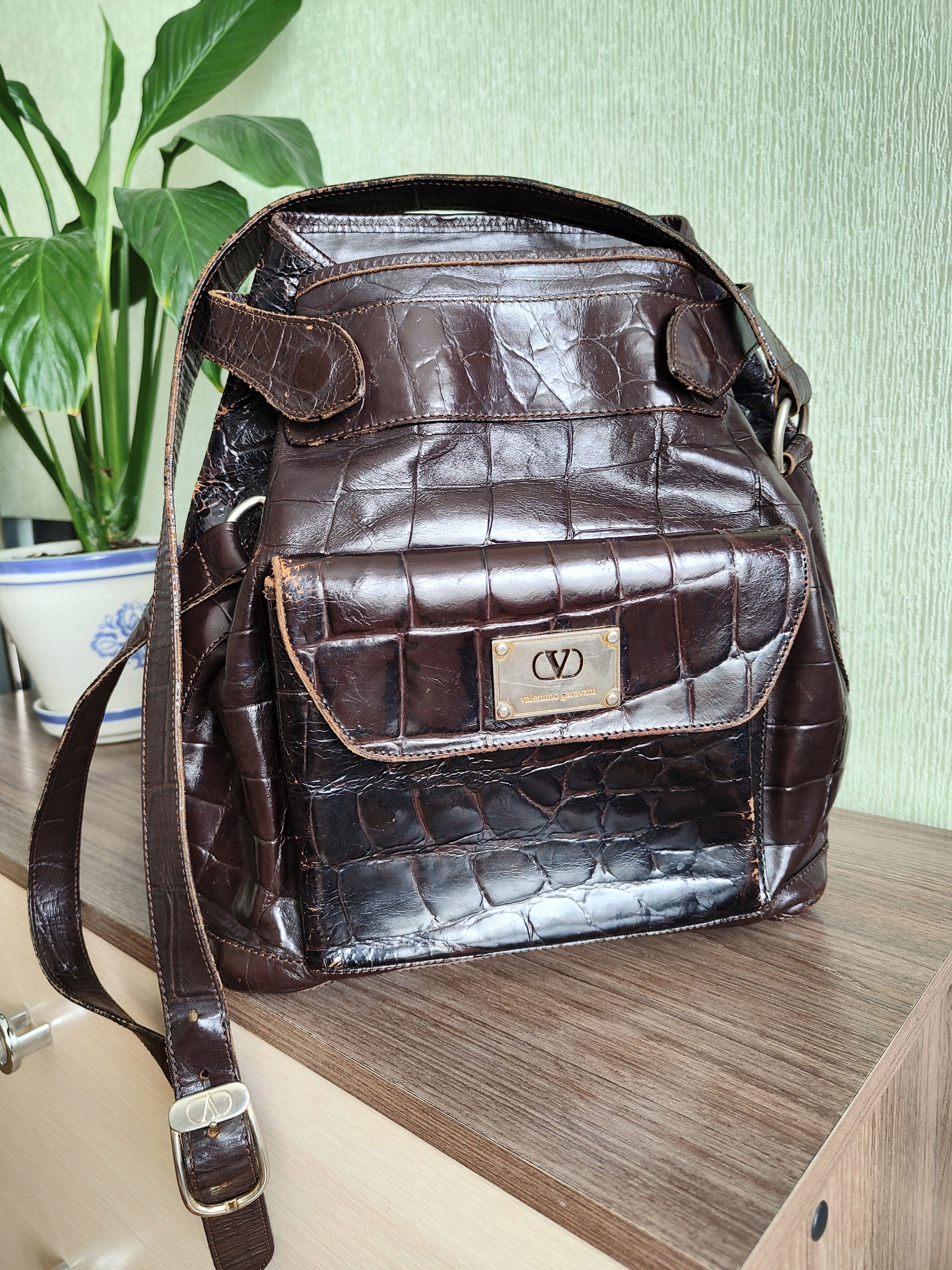 Valentino Valentino Garavani Vintage Leather Bag Shoulder Bag VLTN Size ONE SIZE - 2 Thumbnail