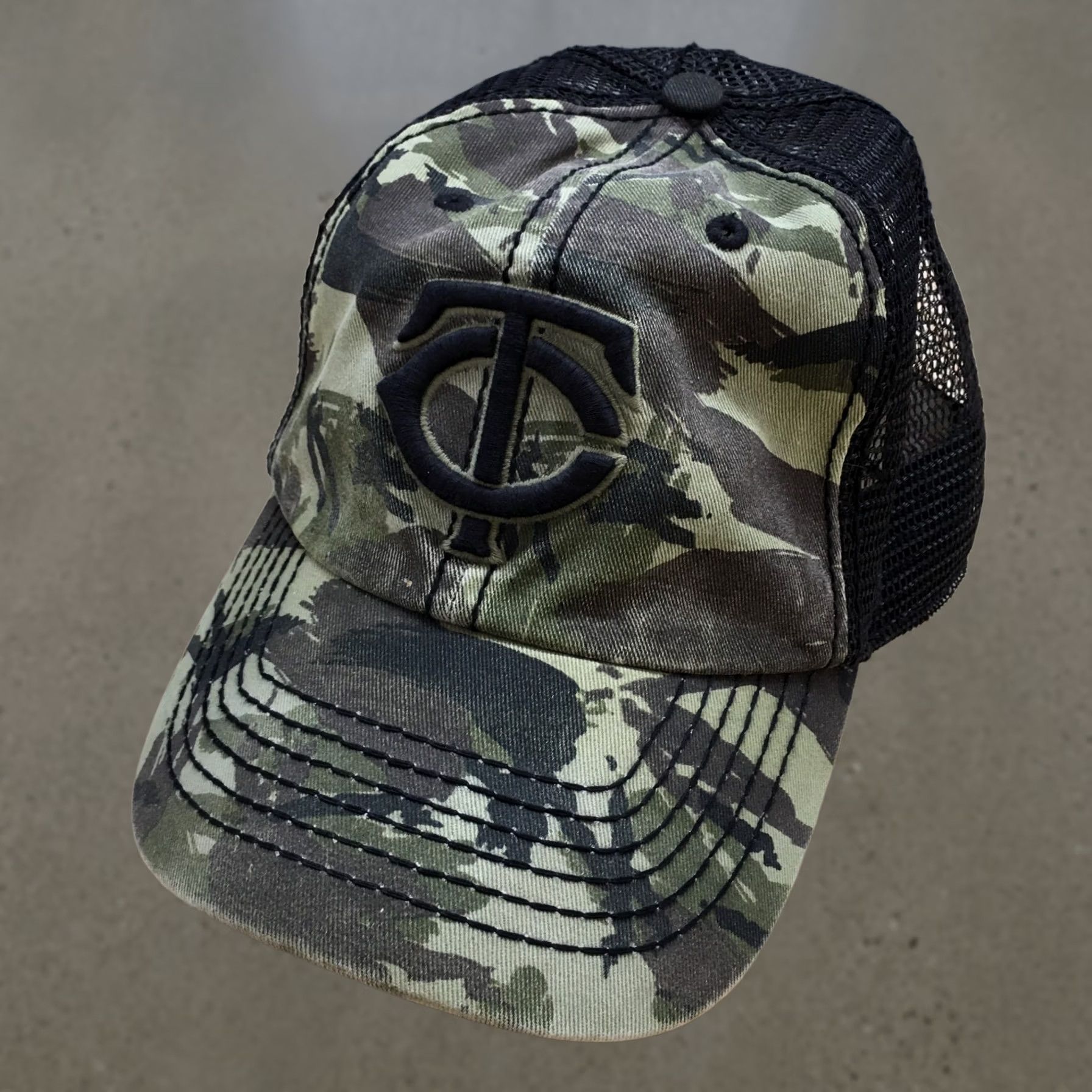 Twins 47 Trucker Hat Unisex Brown Camo OS Adjustable Embroidered Logo Minnesota Twins Sports Size ONE SIZE - 1 Thumbnail
