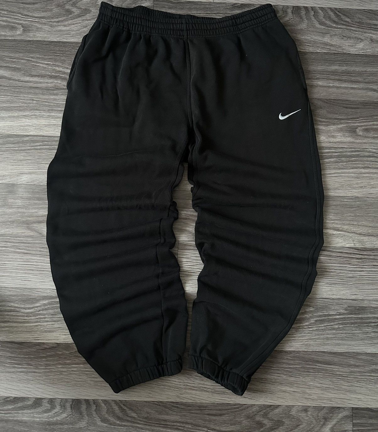 Nike Vintage Black Baggy Jogger Small Swoosh acg y2k drip