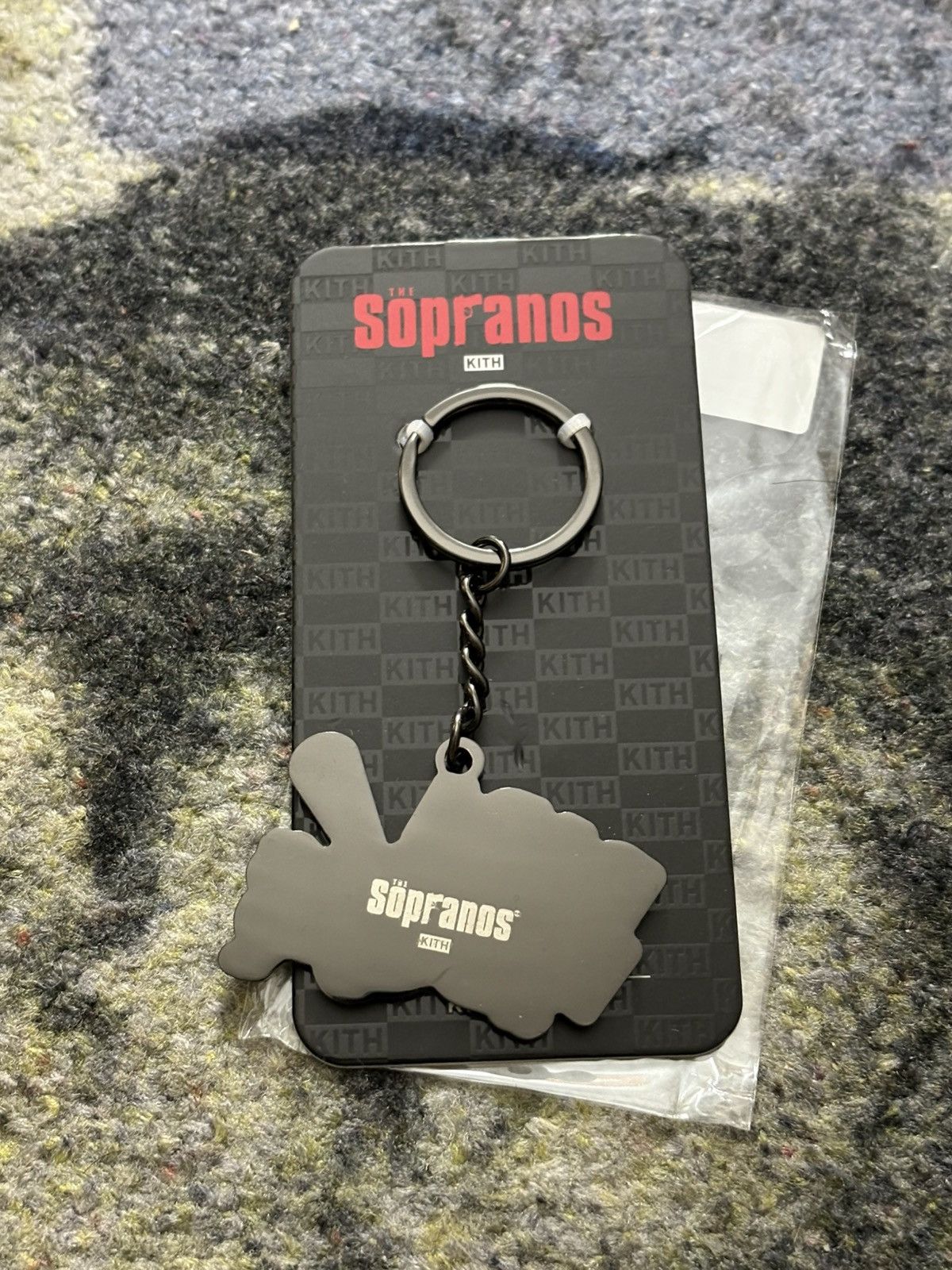 Kith Kith x The Sopranos Bada Bing Keychain Size ONE SIZE - 2 Thumbnail