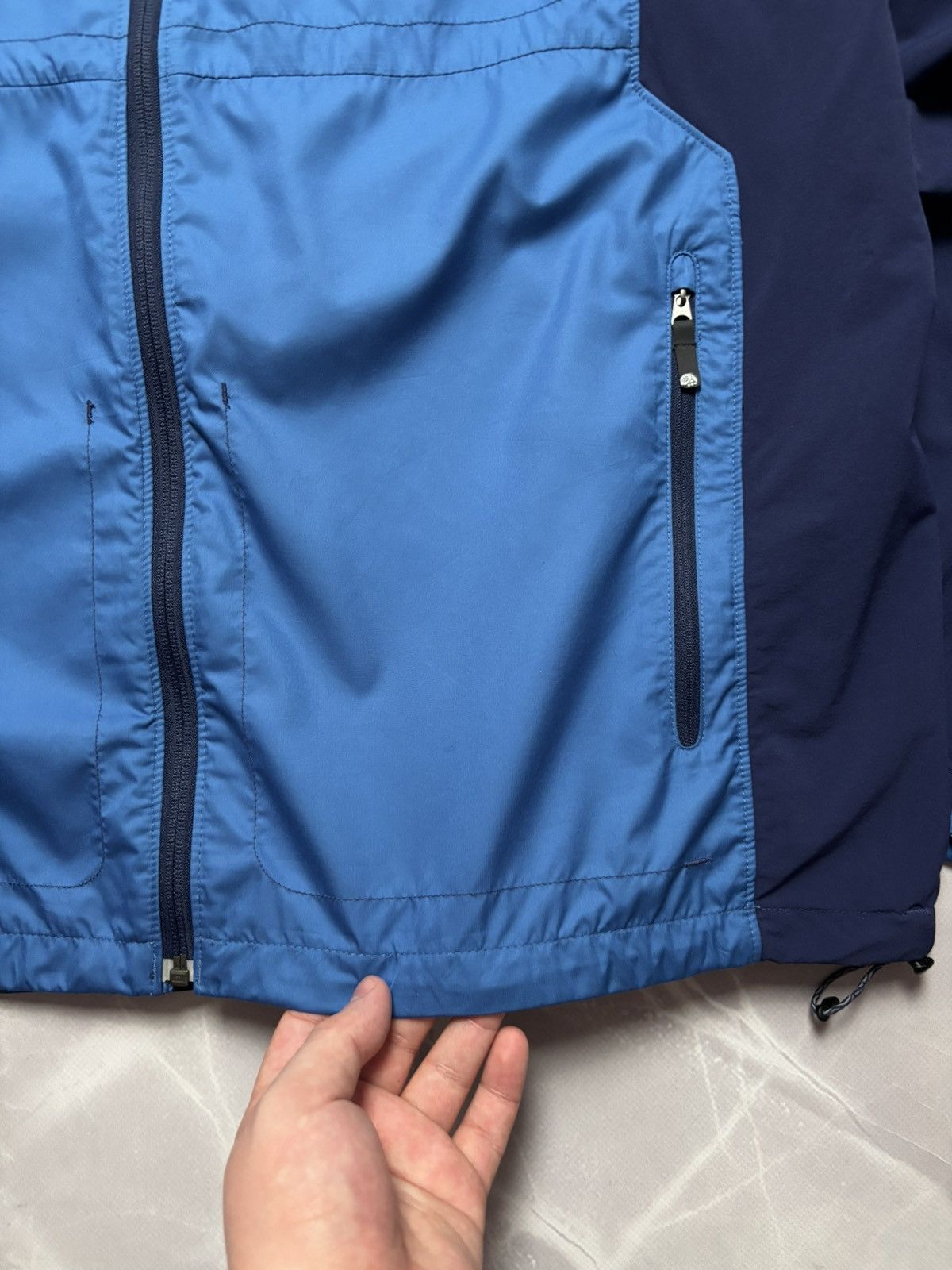 Mountain Hardwear Mountain Hardwear Windbreaker Jacket Outdoor Blue Size XL Size US XL / EU 56 / 4 - 4 Thumbnail