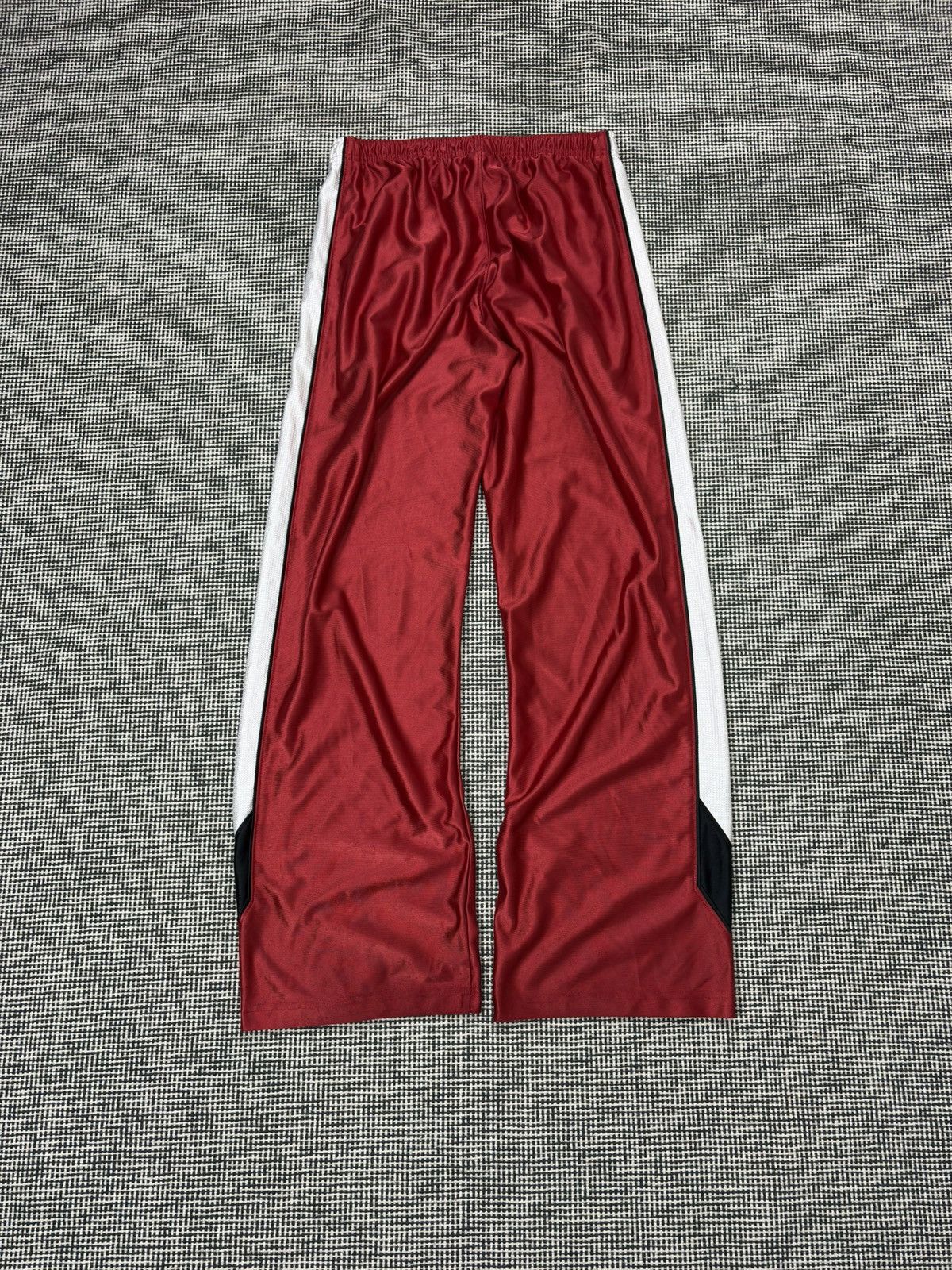 Nike Nike satin sweatpants Size US 30 / EU 46 - 2 Thumbnail