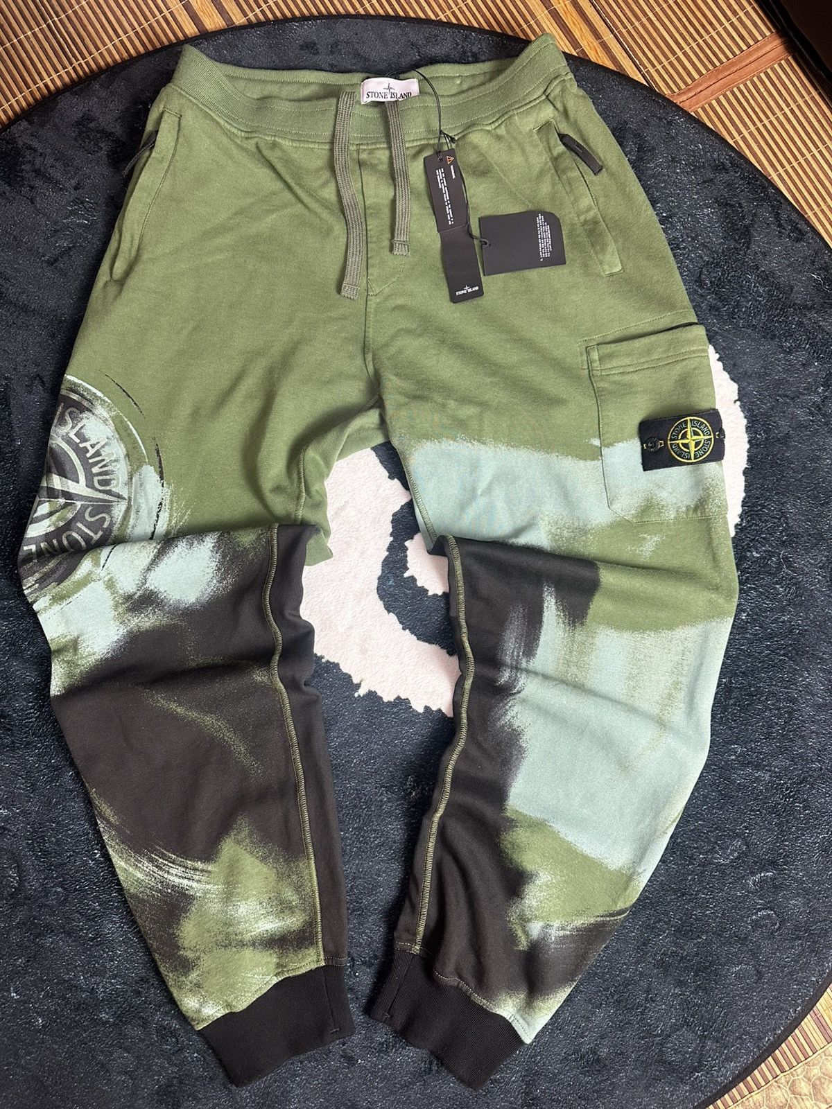 Stone Island Stone Island Paint-Stroke-Print Joggers Size US 40 / EU 56 - 1 Thumbnail