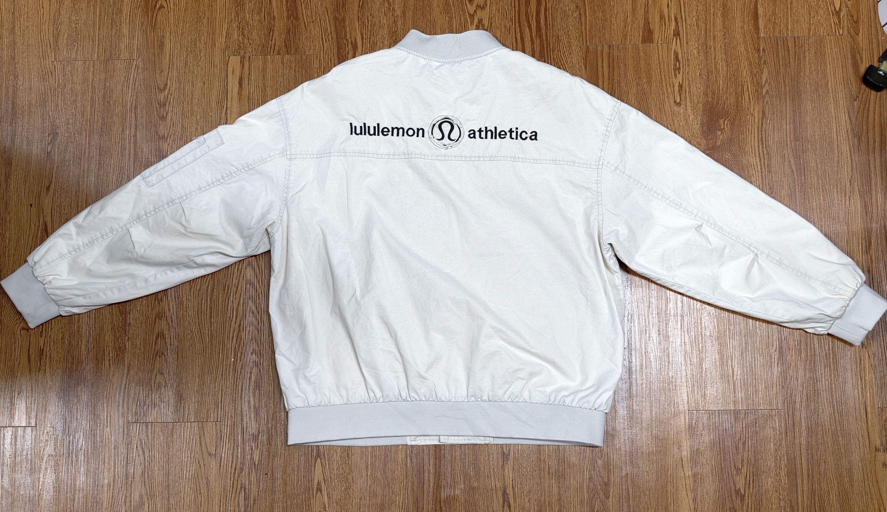 Lululemon Lululemon bomber Size US XL / EU 56 / 4 - 2 Thumbnail