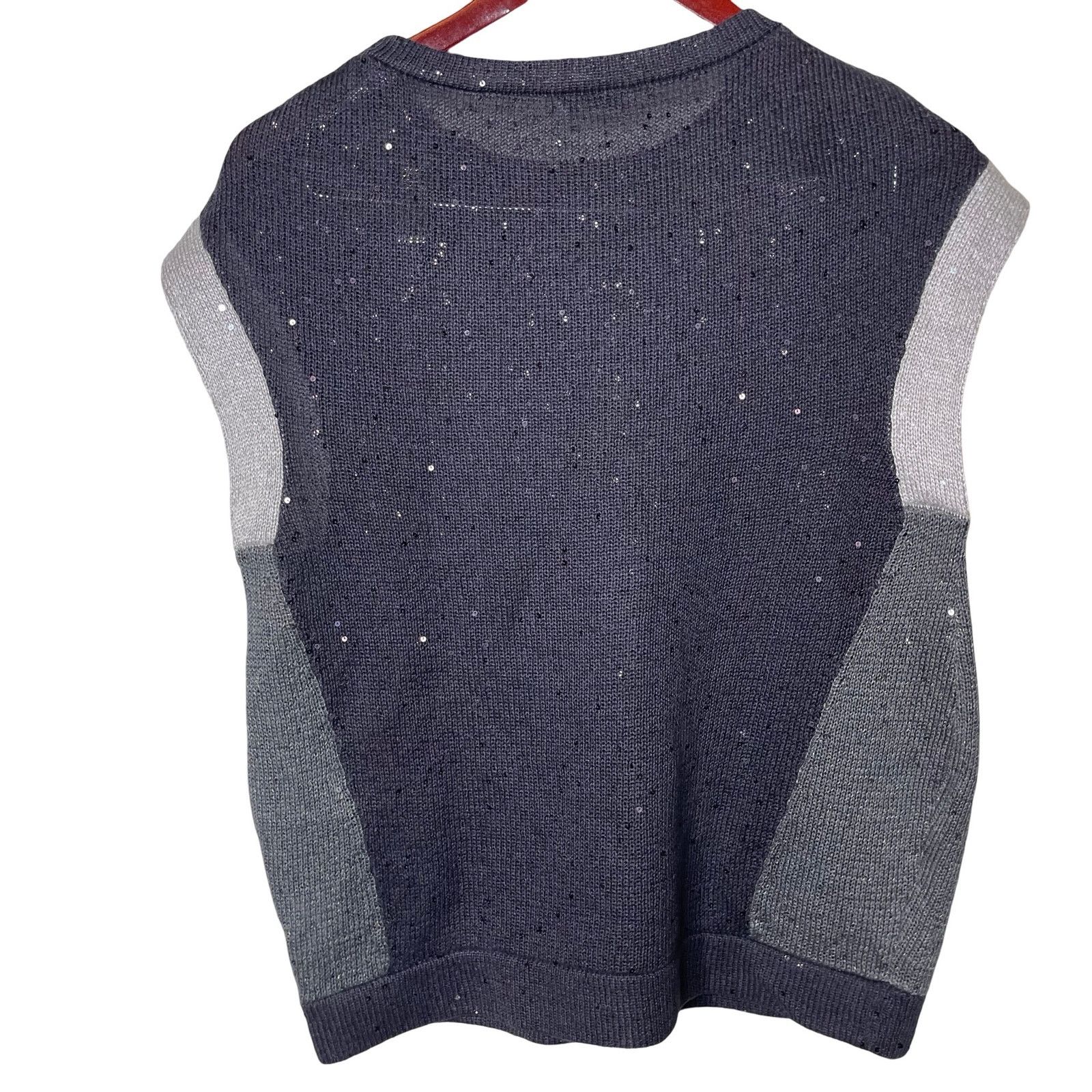 Brunello Cucinelli Brunello Cucinelli grey linen silk knit vest blouse sequin S Size S / US 4 / IT 40 - 2 Thumbnail