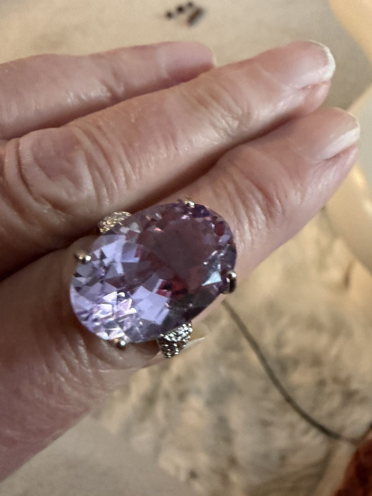 Other 12.12 carat natural amythist ring size 7 Size ONE SIZE - 1 Thumbnail