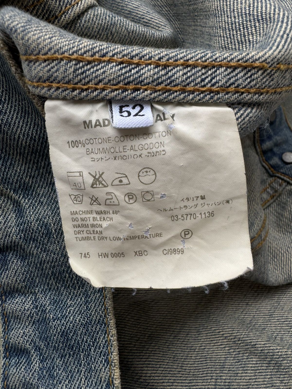 Helmut Lang Helmut Lang 2000's Sanded Denim Type III Trucker Jacket Size US L / EU 52-54 / 3 - 10 Thumbnail