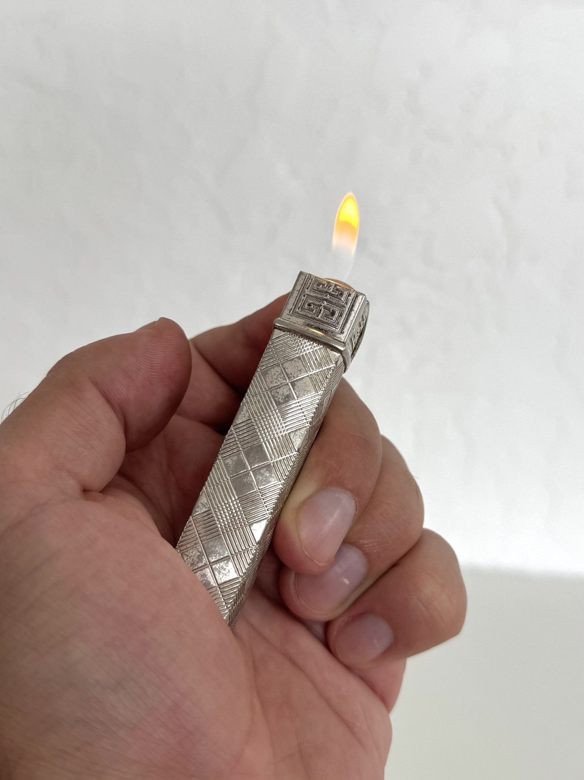 Vintage ★0% TAX★ ELEGANCE BIG LOGO DIAMOND SILVER GIVENCHY LIGHTER Size ONE SIZE - 9 Thumbnail