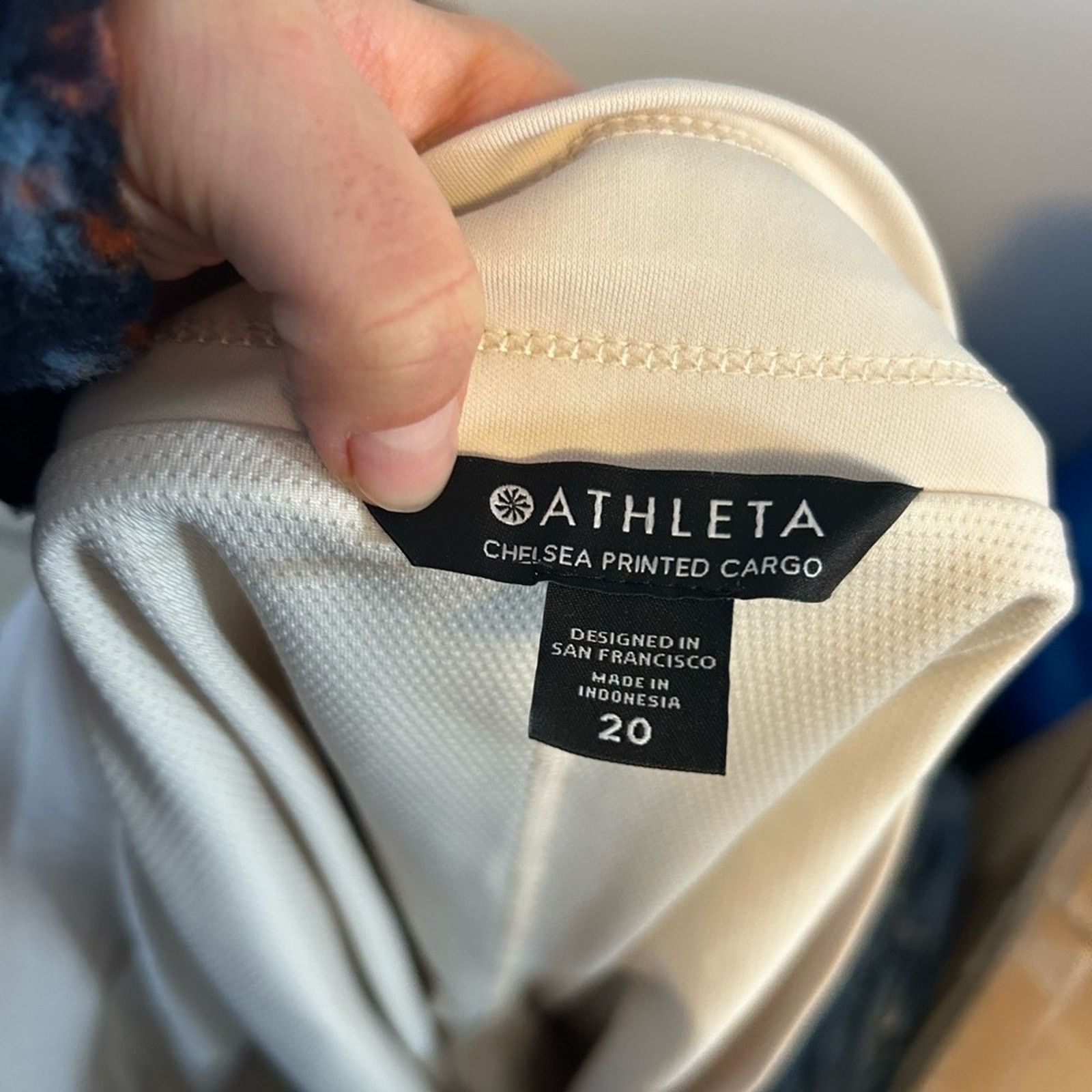 Athleta Athleta Snakeskin Chelsea Print Cargo Skort Size 42" / US 20 - 5 Thumbnail