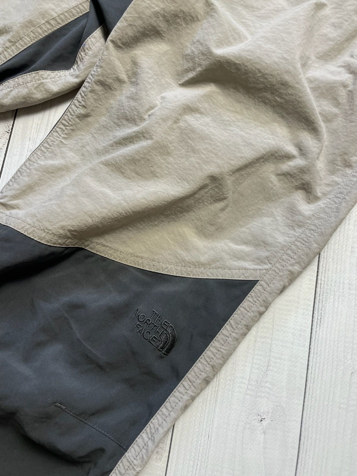 Vintage Vintage The North Face pants logo size M Size US 32 / EU 48 - 5 Thumbnail