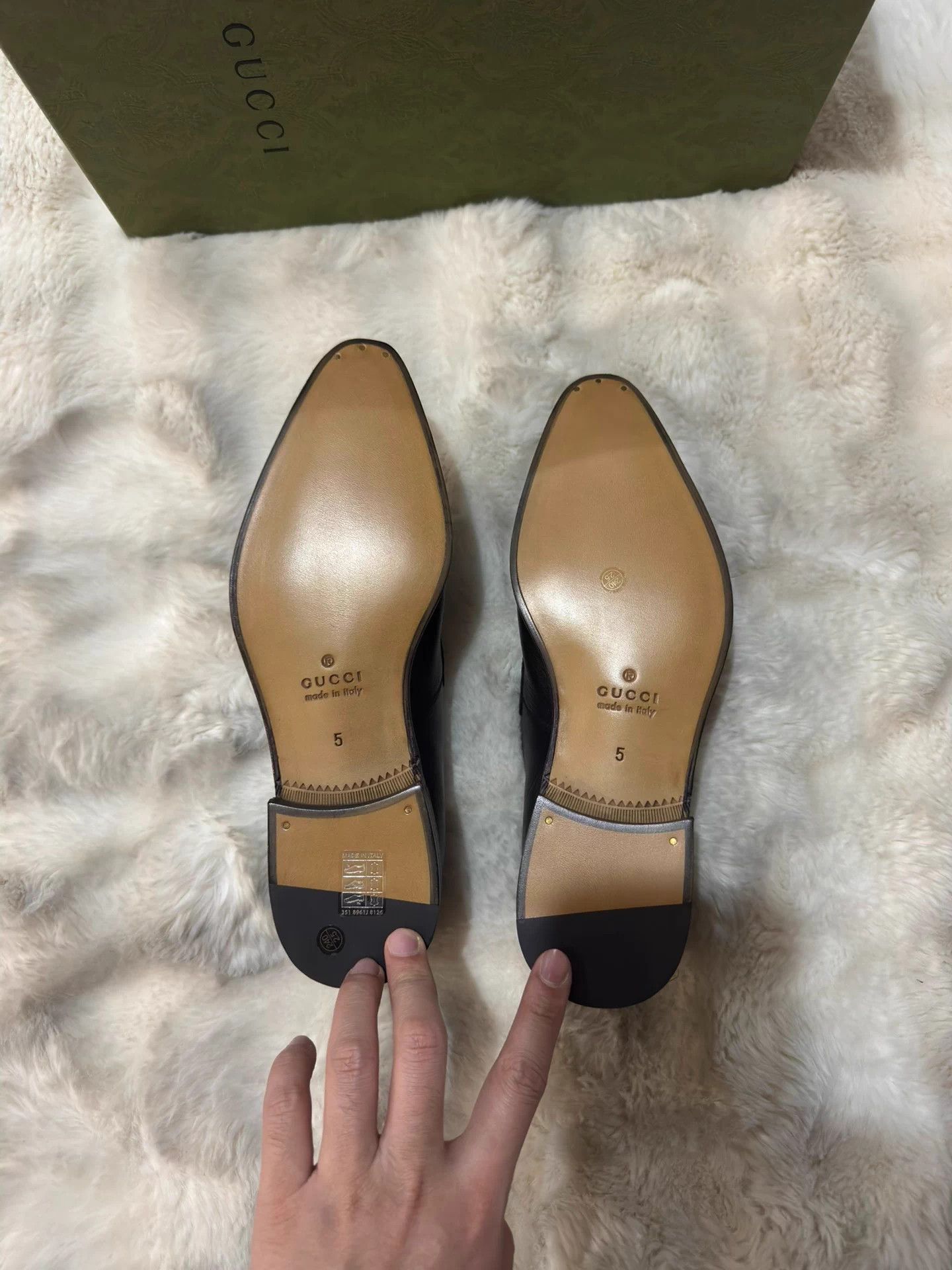 Gucci Gucci Embossed Chain Leather Loafer UK5 New Size US 7.5 / IT 37.5 - 5 Thumbnail
