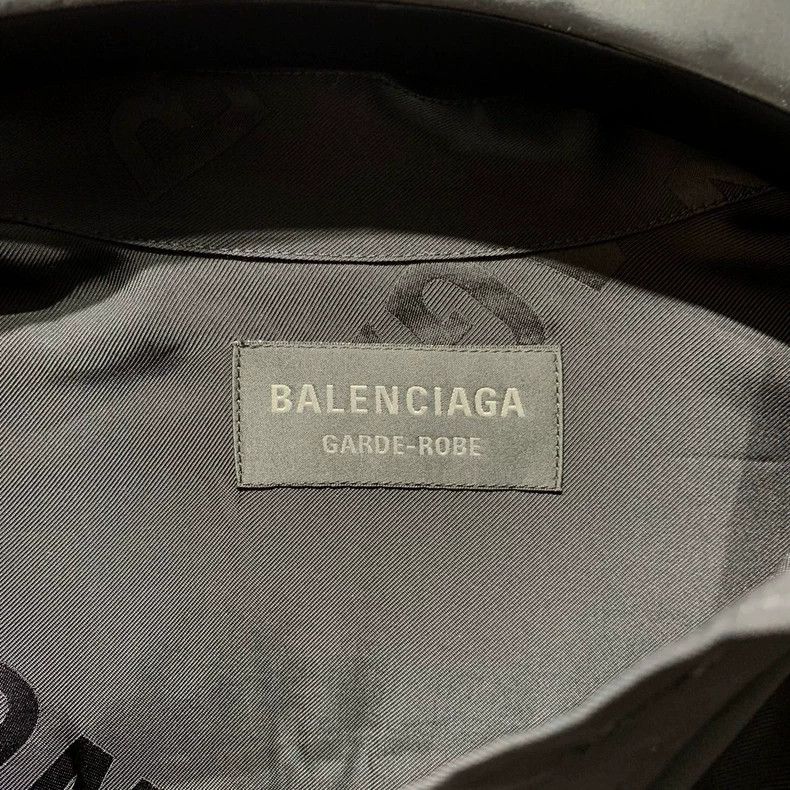 Balenciaga Balenciaga Mulberry silk full print shirt 2502-Nextarrow Size US S / EU 44-46 / 1 - 3 Thumbnail
