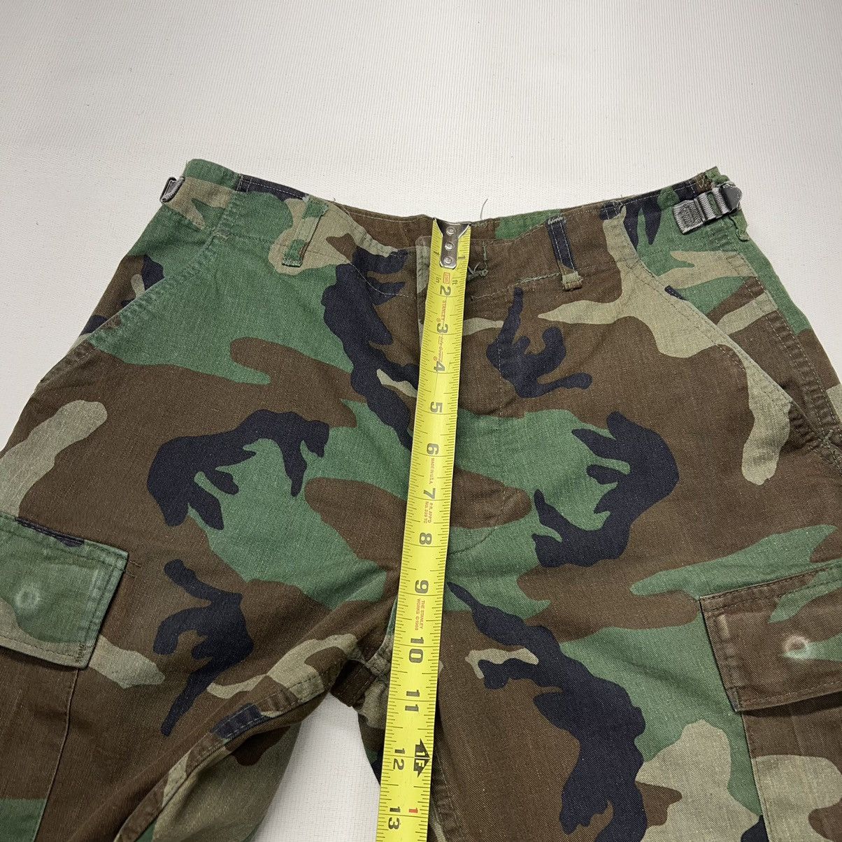 Vintage Military Pants Green Camo Cargo Woodland US Army Baggy Size US 28 / EU 44 - 23 Thumbnail