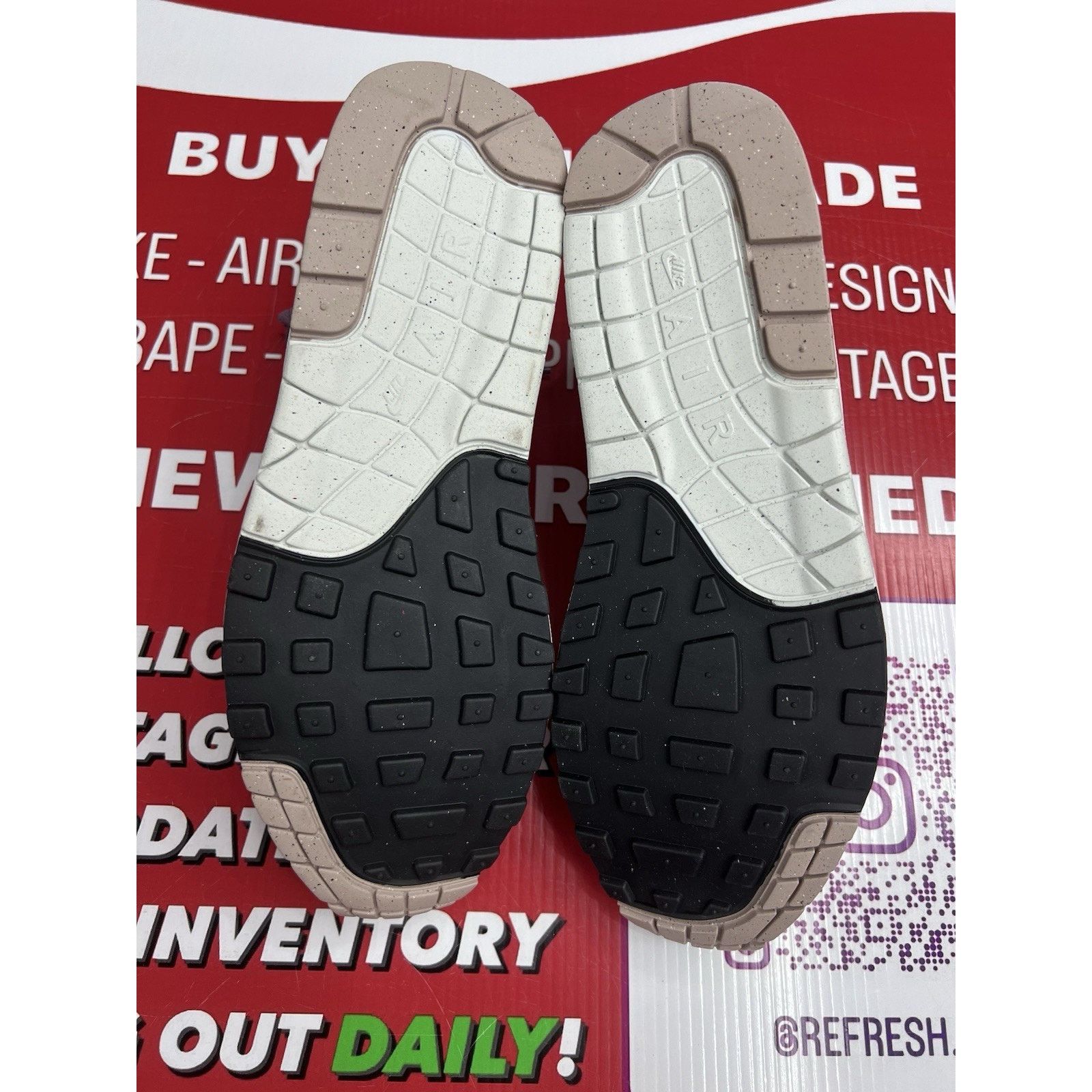 Nike Nike Air Max 1 Light Bone Violet Dust Size 11.5 FB9660-002 Size US 11.5 / EU 44-45 - 6 Thumbnail