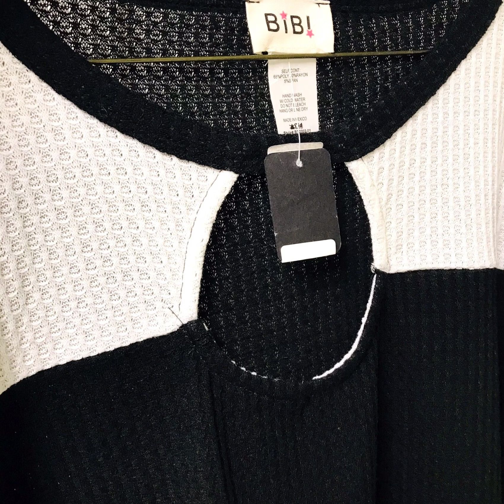 Vintage Bibi Women Black/White Cut Out Boatneck Balloon Long Sleeve Blouse Shirt L Mens? Size L / US 10 / IT 46 - 3 Thumbnail