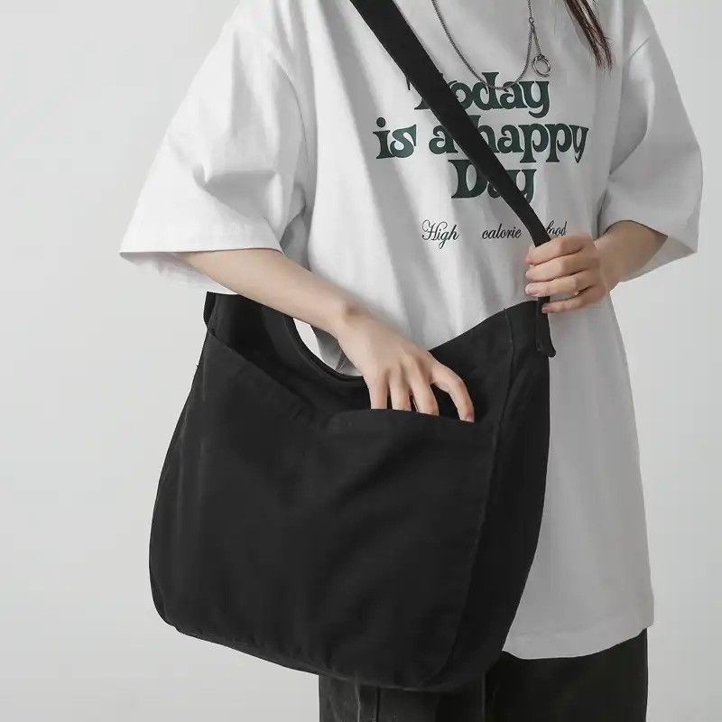 Japanese Brand Casual Canvas Crossbody Bag Size ONE SIZE - 3 Thumbnail