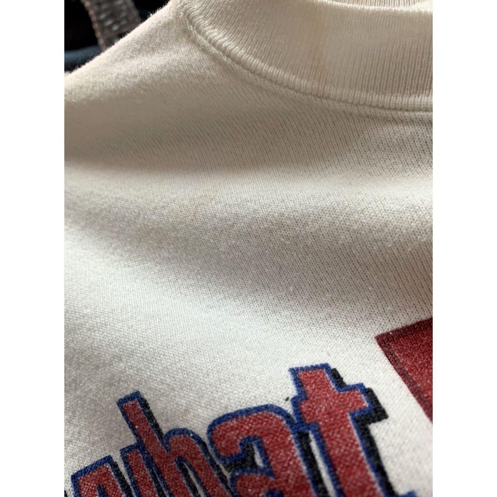 Vintage VINTAGE Looney Tunes Crewneck Sweatshirt Adult XL White Long Sleeve 90s Size US XL / EU 56 / 4 - 7 Thumbnail