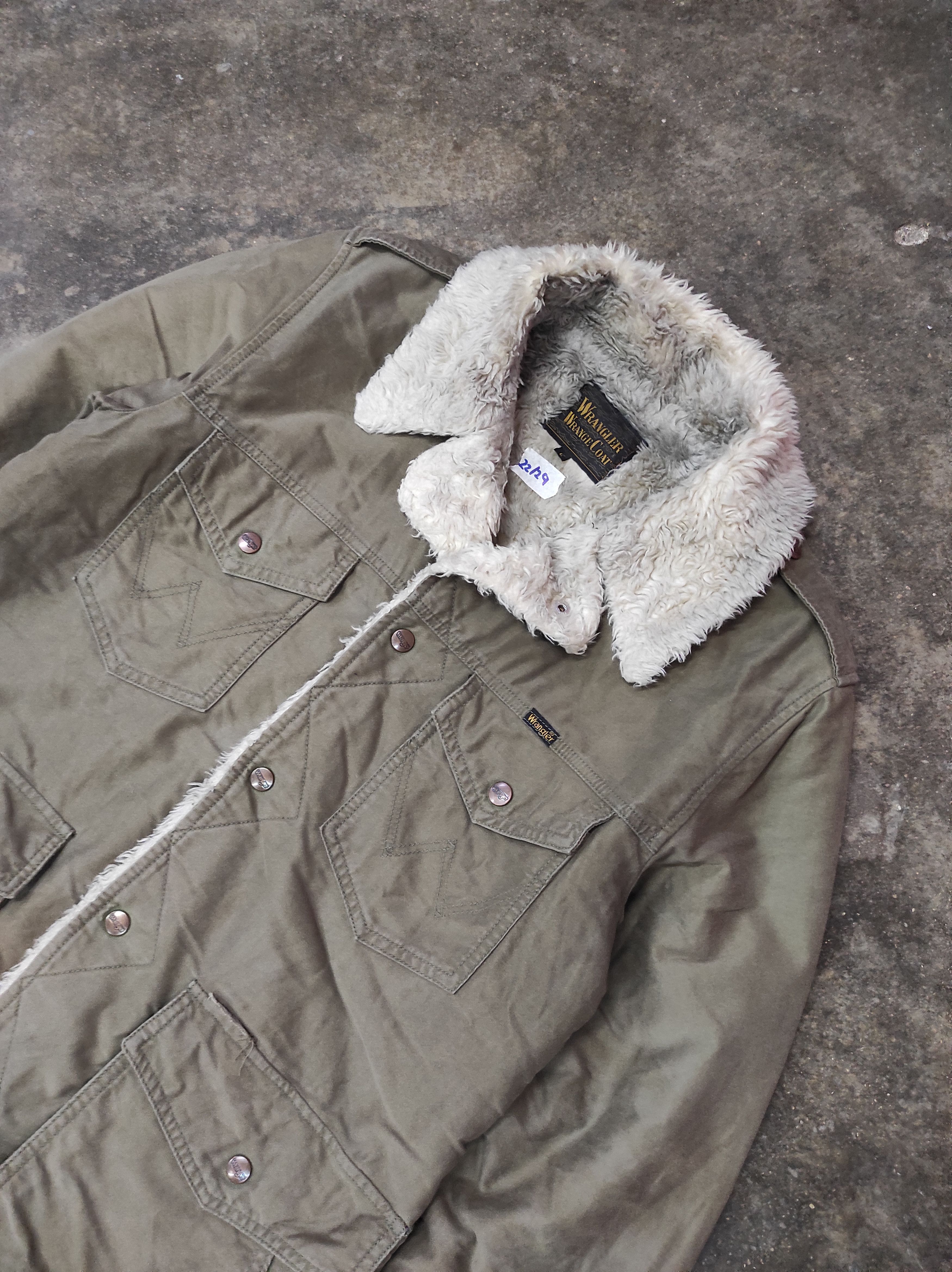 Japanese Brand × Wrangler WRANGLER WRANGE COAT SHERPA LINING JACKET DISTRESSED Size US L / EU 52-54 / 3 - 3 Thumbnail