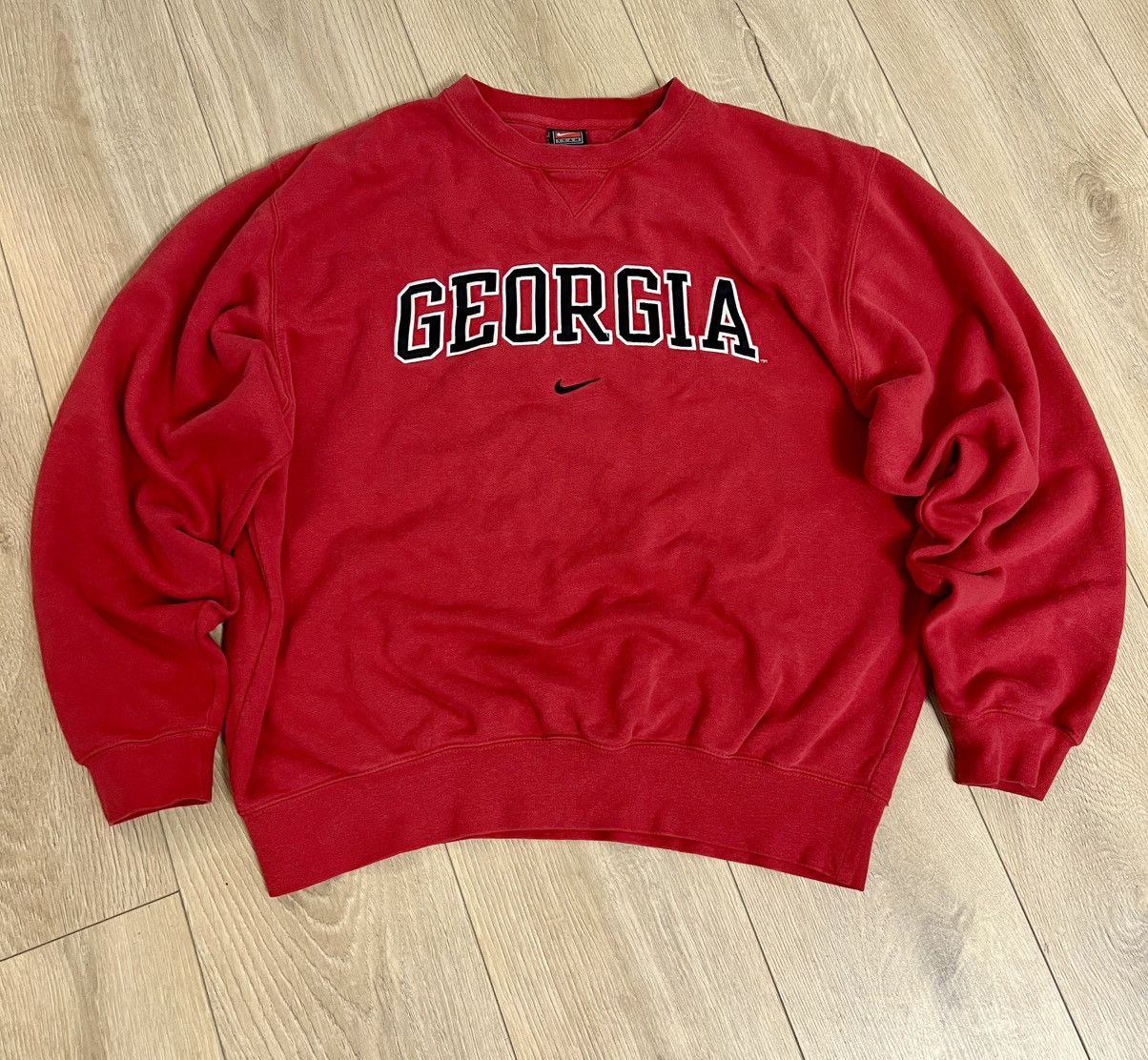 Nike Nike crewneck Georgia unversity rare Size US M / EU 48-50 / 2 - 1 Thumbnail