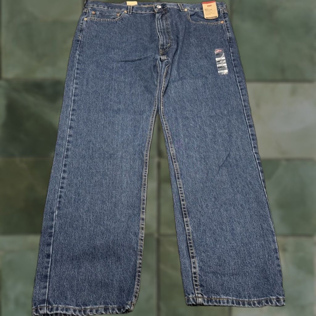 Levi's VINTAGE Levi's 505 Jeans Men Regular Fit 42x32 Straight Leg Denim Medium Wash Blue Size US 42 / EU 58 - 1 Thumbnail
