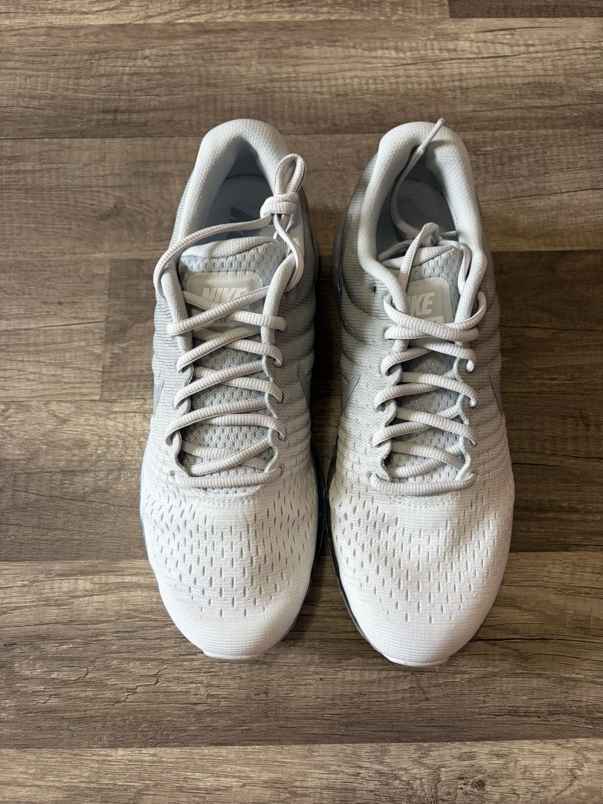 Nike Nike Air Max 2017 Size US 9 / EU 42 - 3 Thumbnail