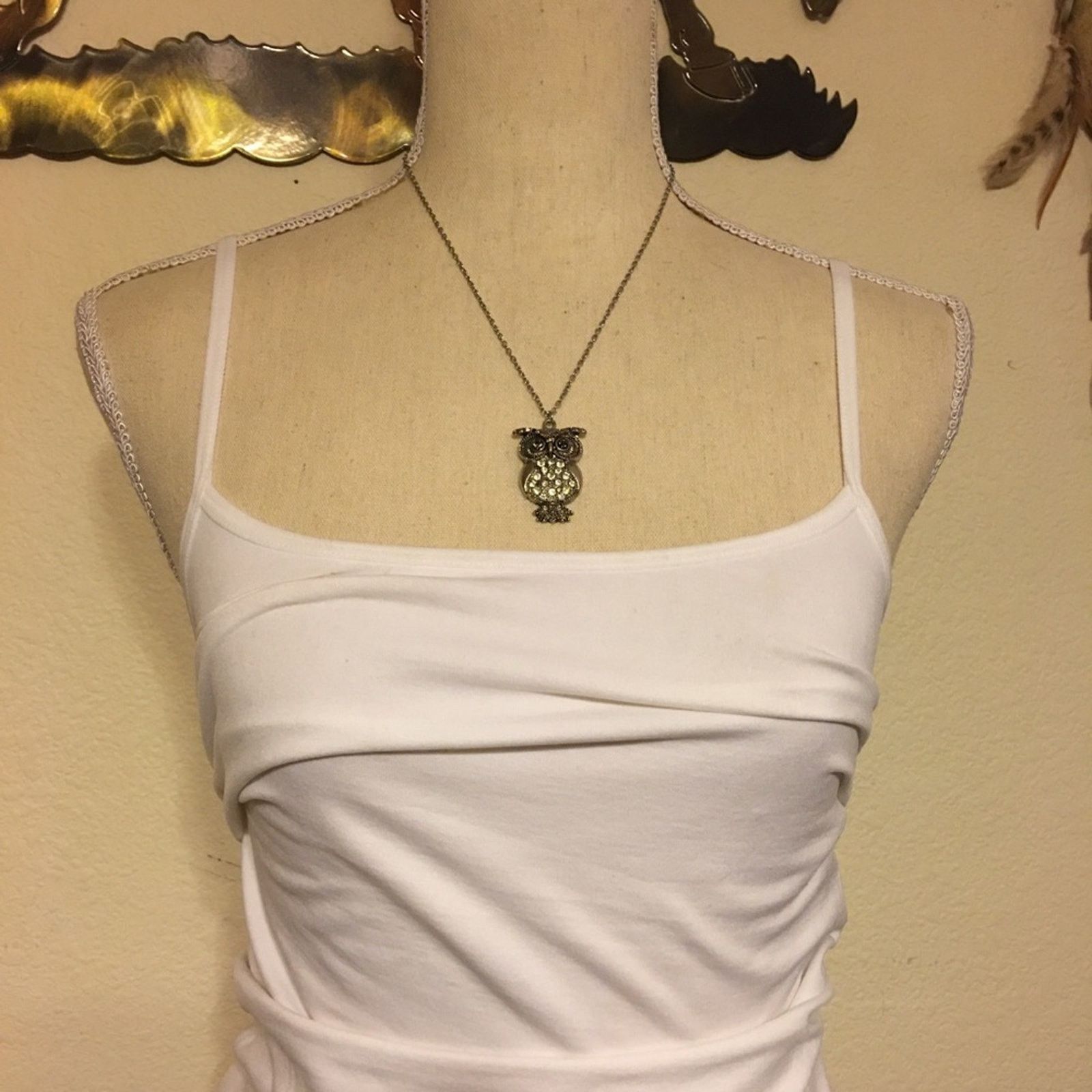 Vintage Vintage rhinestone owl pendant on silver chain Size ONE SIZE - 6 Thumbnail