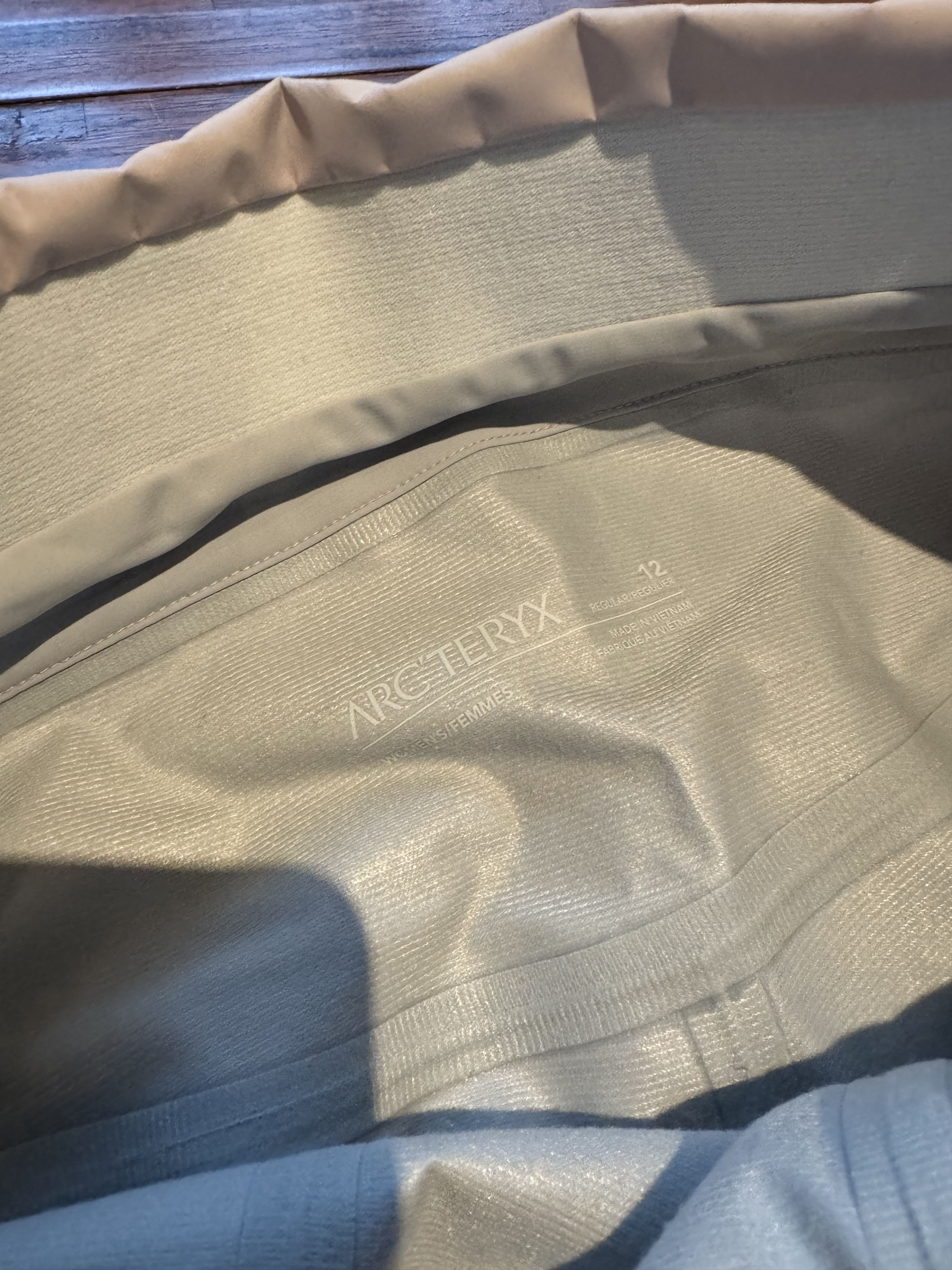 Arc'teryx Arc’teryx Sentinel Pant - Alpine Rose size 12 Size 34" / US 12 / IT 48 - 5 Thumbnail