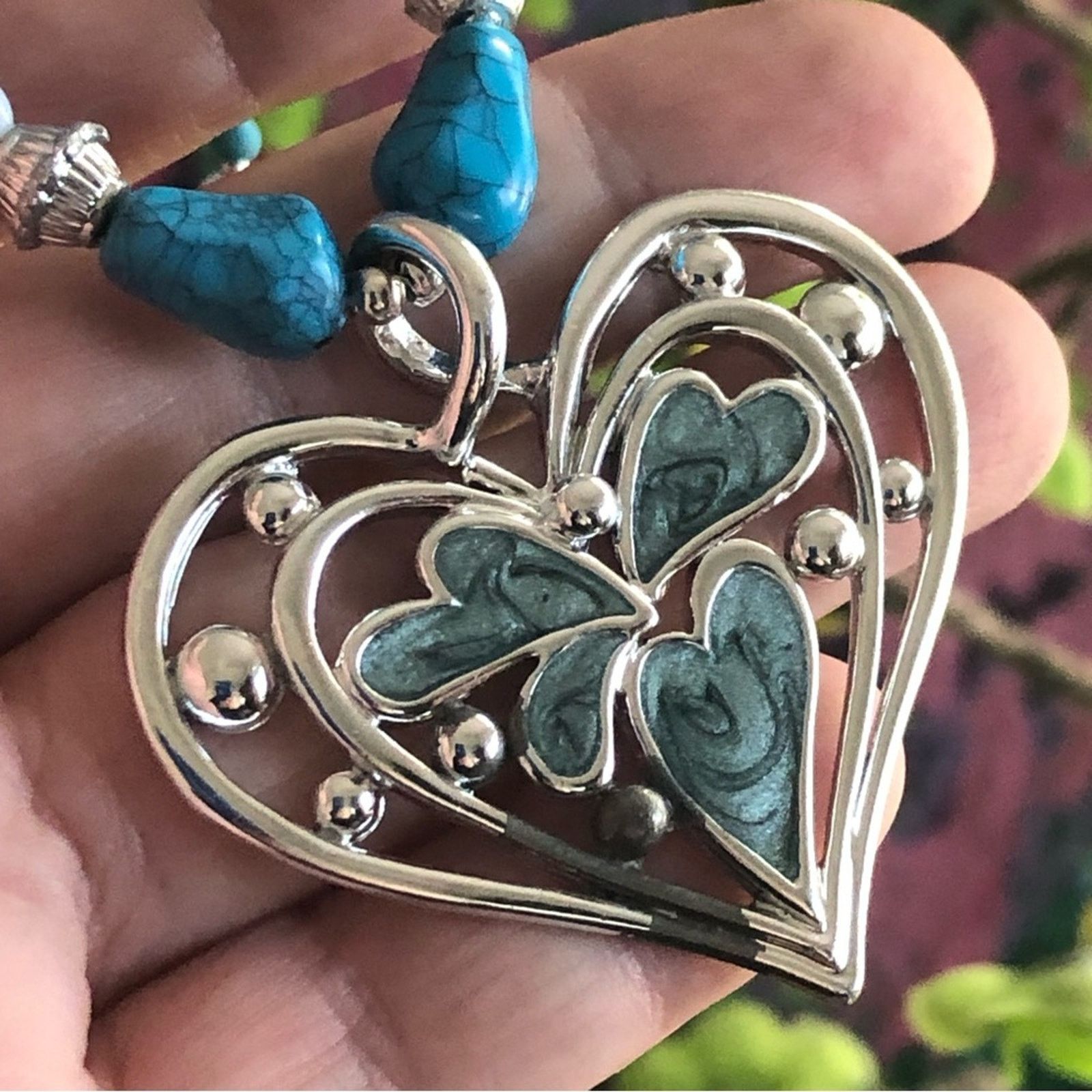 Handmade Handcrafted repurpose heart pendant howlite bead necklace Size ONE SIZE - 8 Thumbnail