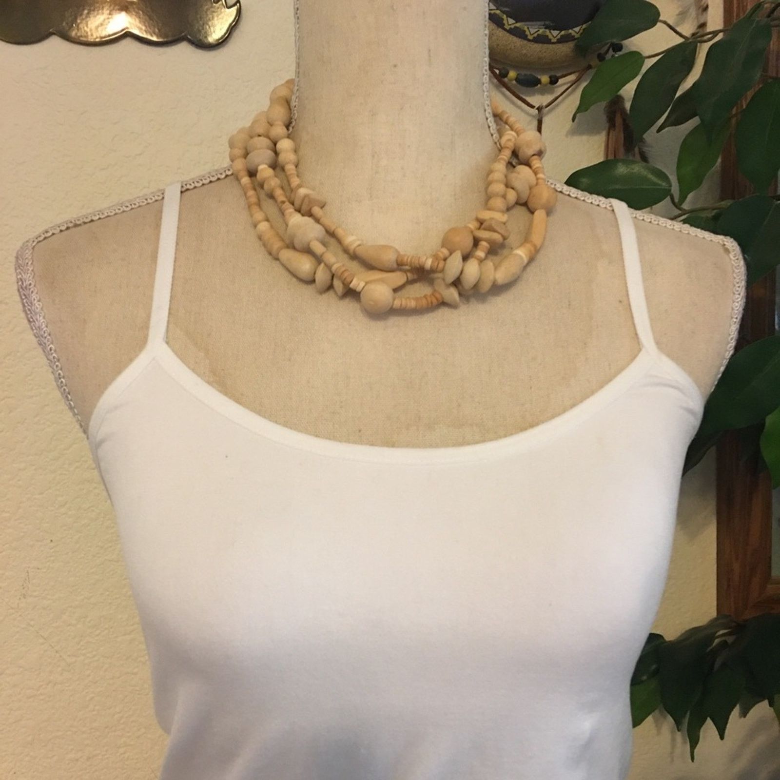 Vintage Vintage triple strand wood bead choker necklace Size ONE SIZE - 3 Thumbnail