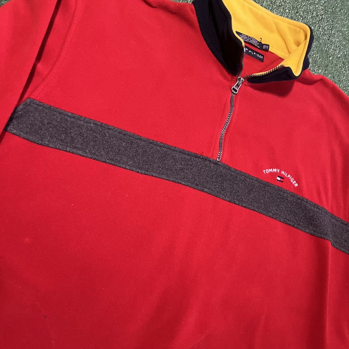 Tommy Hilfiger Vintage Fleece Red Tommy Hilfiger Collared Pullover Jacket Size US XXL / EU 58 / 5 - 3 Thumbnail