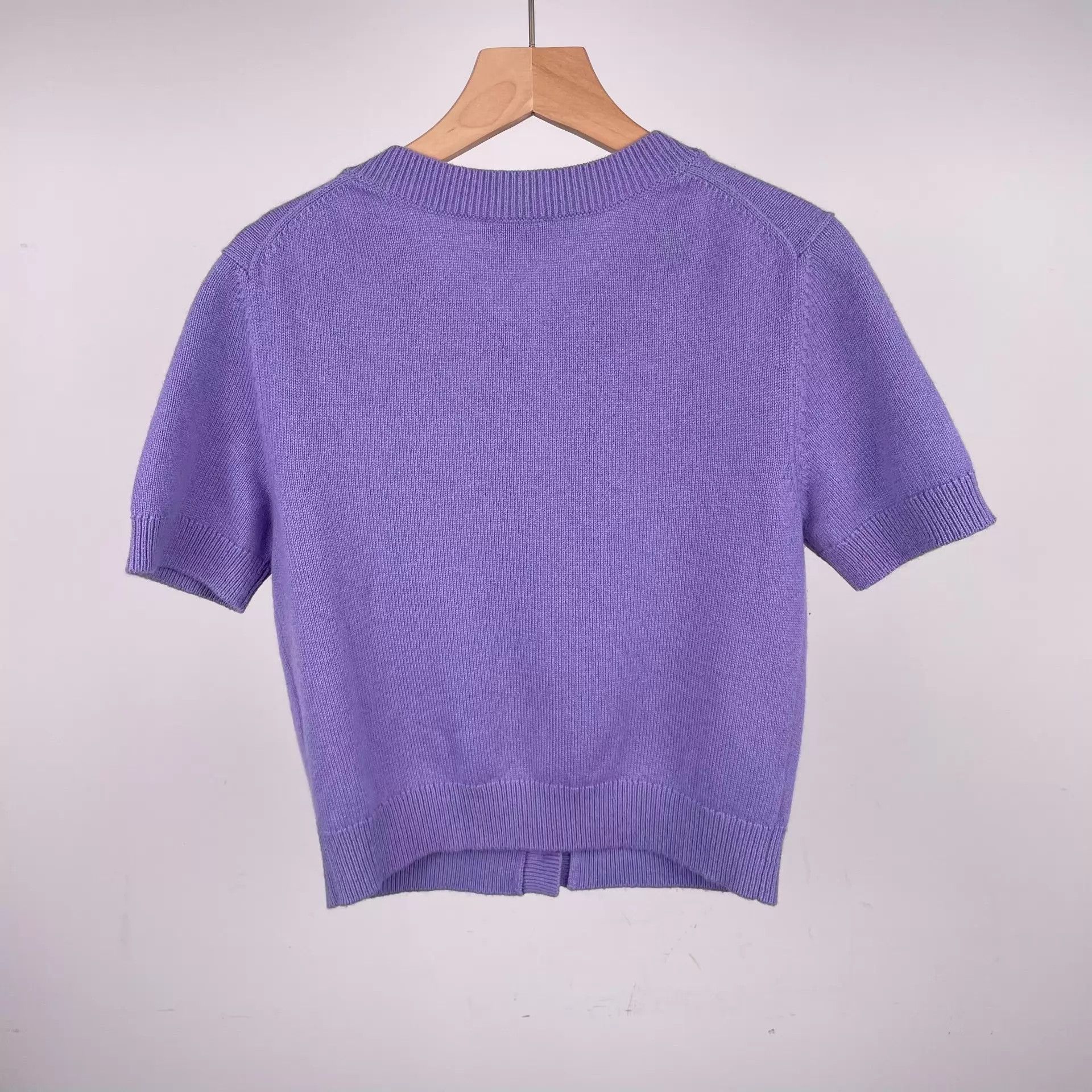 Chanel Chanel Purple Short-Sleeve Cardigan 36 Size XS / US 0-2 / IT 36-38 - 2 Thumbnail