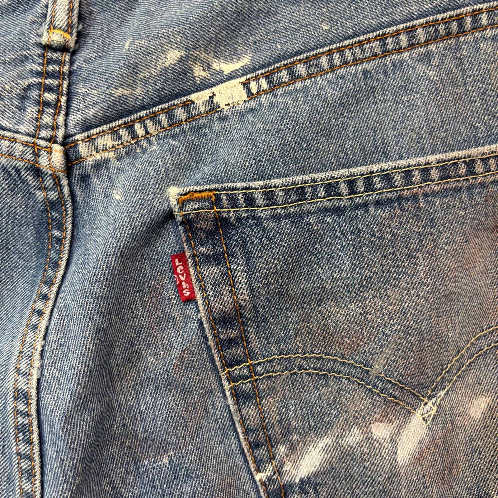 Levi's Thrashed Levi's 550 34x30 Paint Marks Skater Grunge Casual Size US 34 / EU 50 - 10 Thumbnail