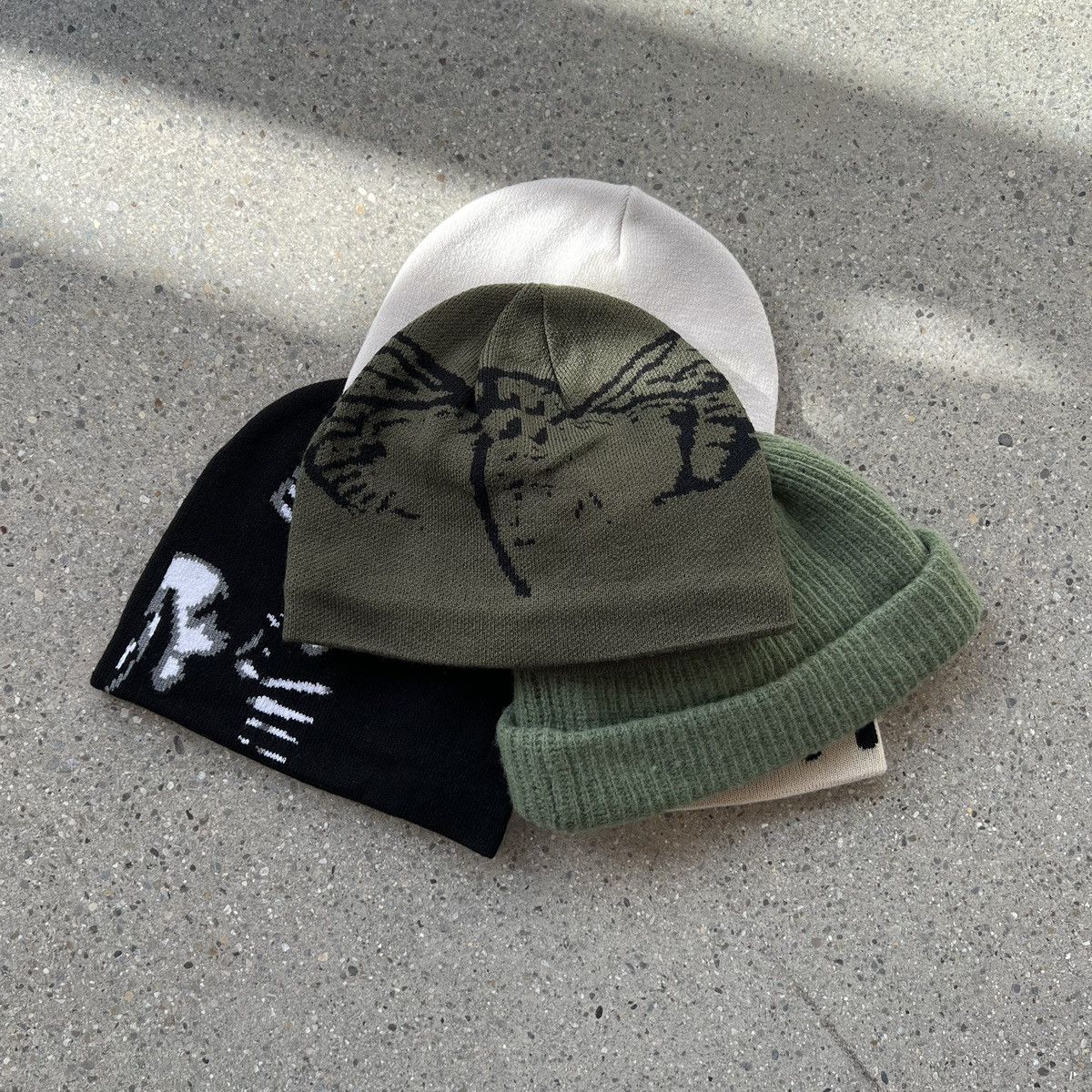 Other Divention Cicada Beanie Size ONE SIZE - 1 Thumbnail