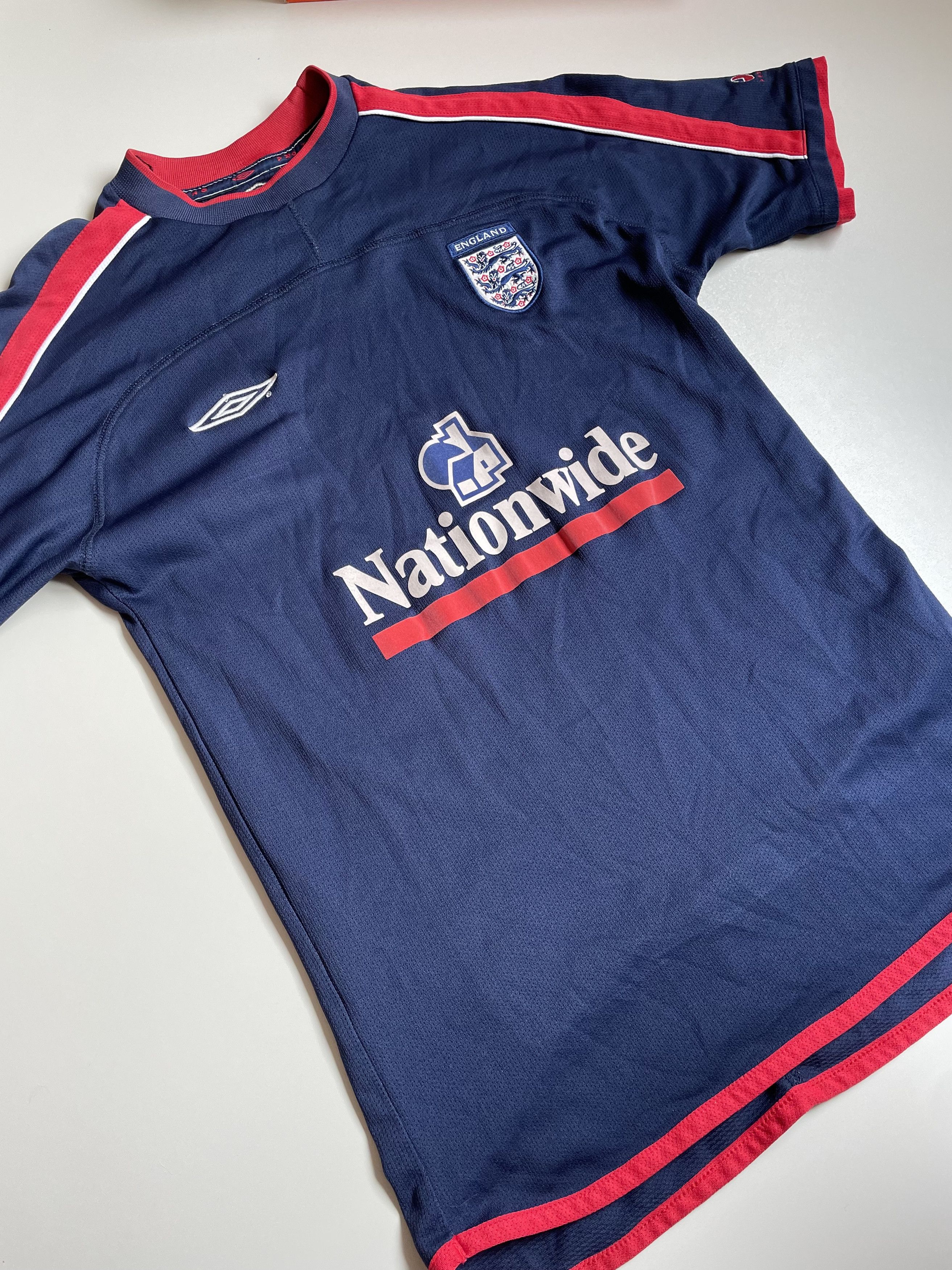 Umbro England Shirt 2002 - Training Jersey Size US S / EU 44-46 / 1 - 4 Thumbnail