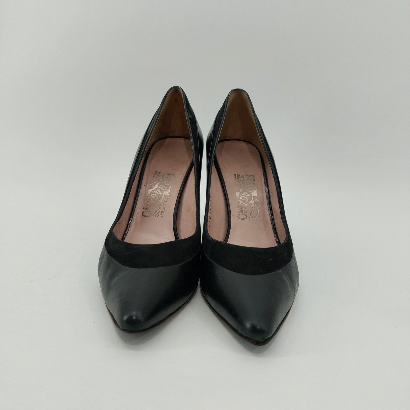 Salvatore Ferragamo Salvatore Ferragamo Black Pumps Suede Trimmed Leather 8 B Size US 8 / IT 38 - 3 Thumbnail