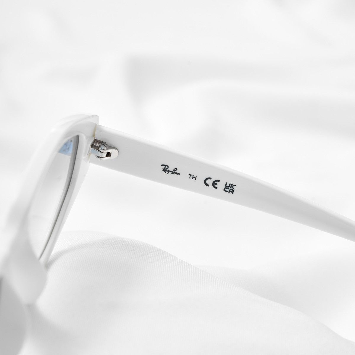 RayBan RAYBAN x JENNIE 0RB4473D 677219 SUNGLASSES Size ONE SIZE - 4 Thumbnail