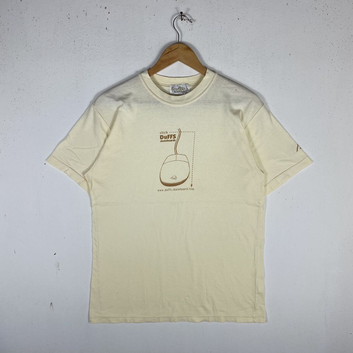 Vintage Vintage 00's DUFFS SKATEBOARDING Click Duffs Skateboards Tee Size US M / EU 48-50 / 2 - 2 Thumbnail