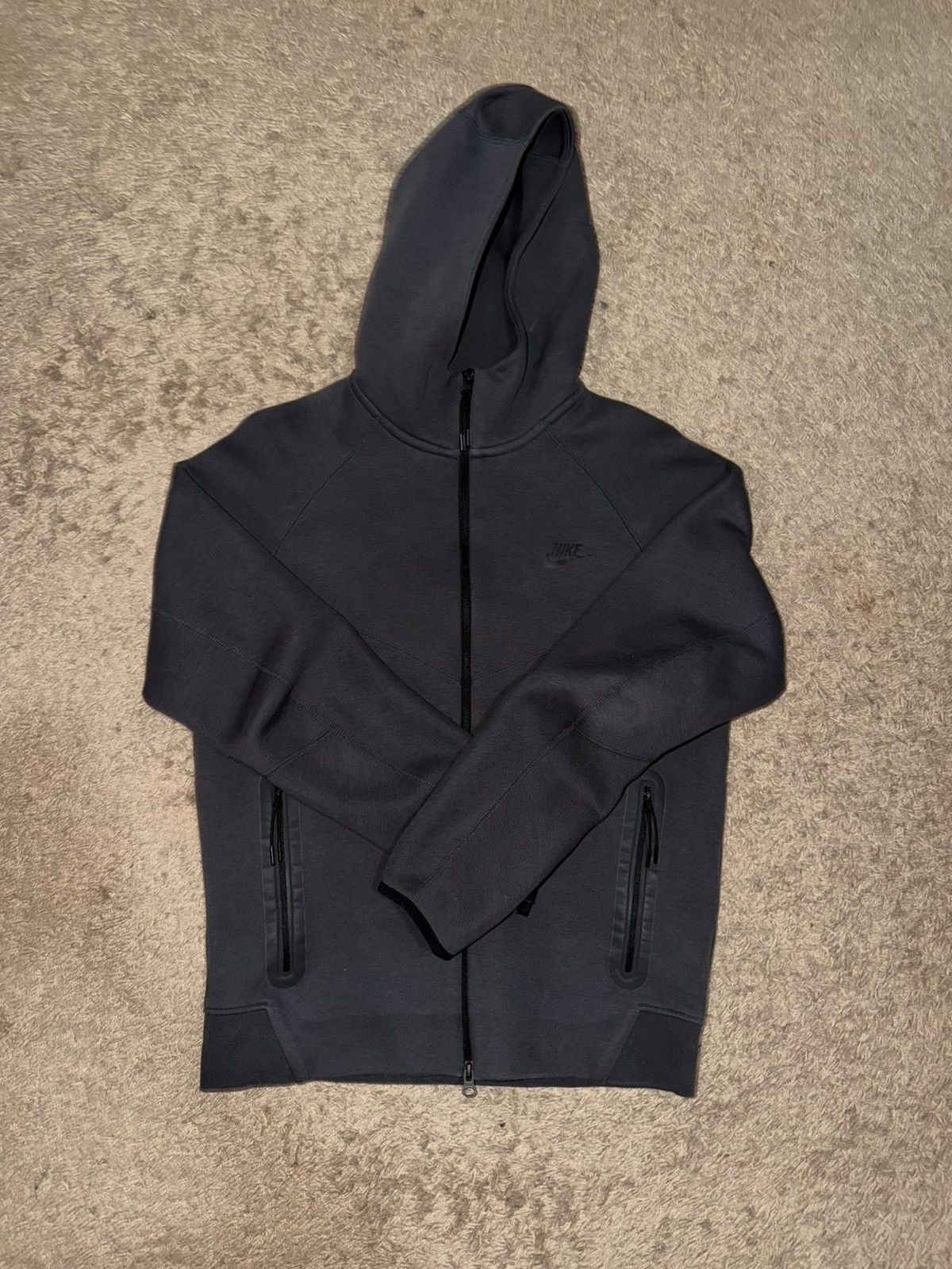 Nike 2nd Gen Nike Tech Fleece ‘Anthracite’ Size US M / EU 48-50 / 2 - 1 Thumbnail