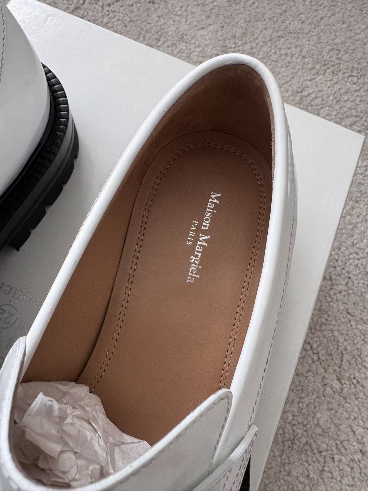 Maison Margiela Maison Margiela Tabi Loafers Brand New Size US 7 / IT 37 - 18 Thumbnail