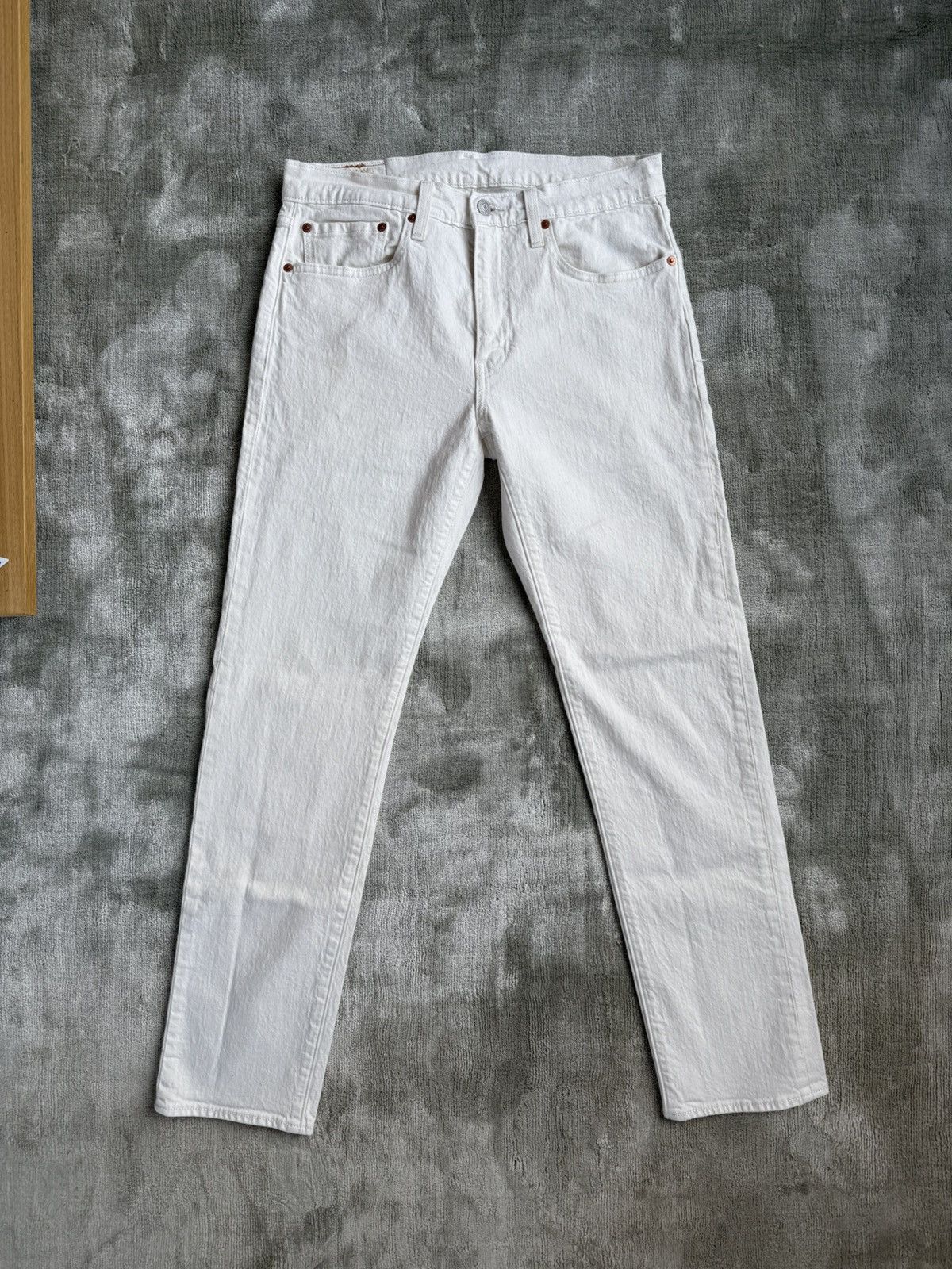 Levi's Men’s off white slim denim 31/32 Size US 31 - 1 Thumbnail