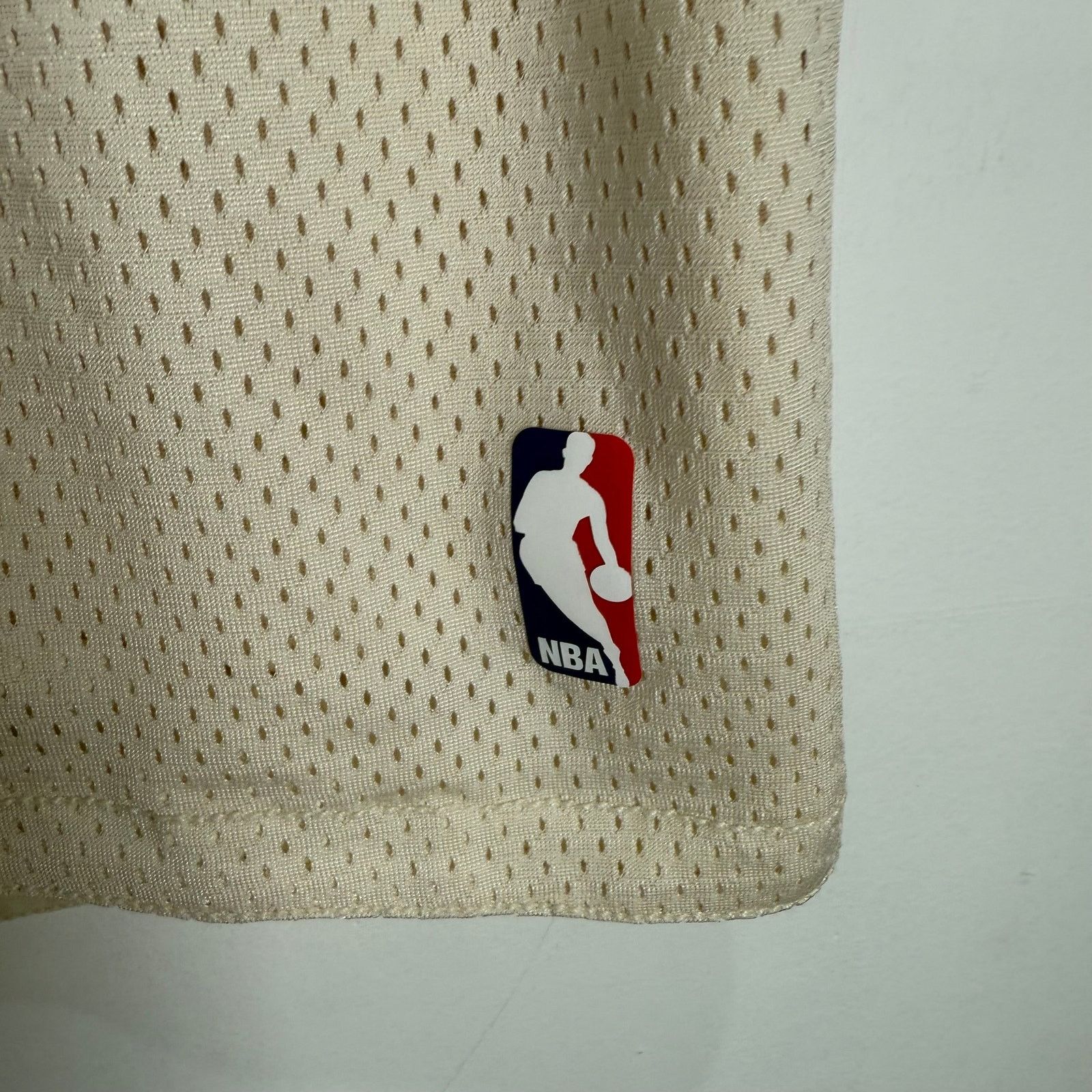 Fear of God × NBA Fear Of God x NBA x Nike Cream Basketball Shorts Size S Size US 30 / EU 46 - 5 Thumbnail