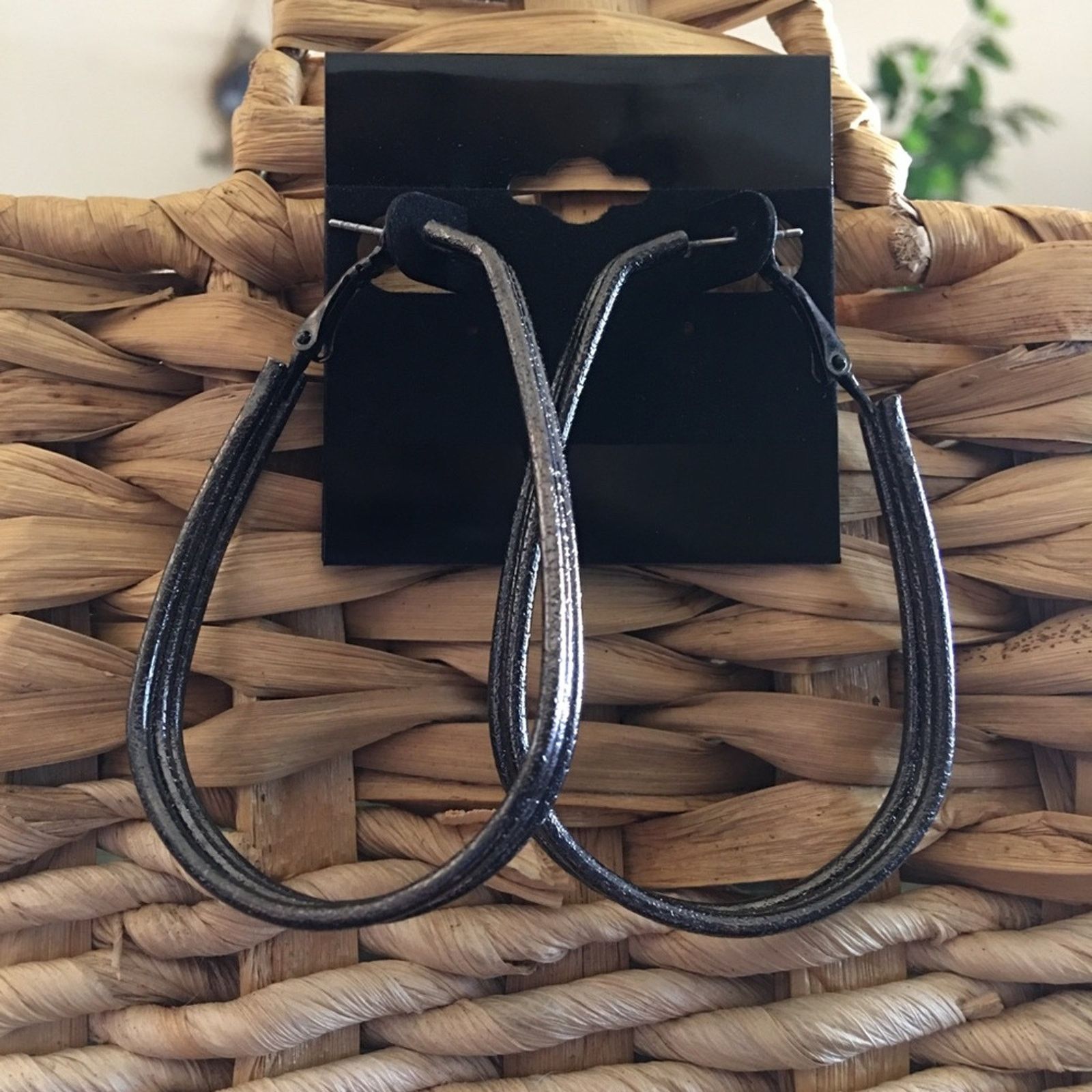 Jewelry Chrome Tone Tear Drop Hoop Earrings in Grey, Women's