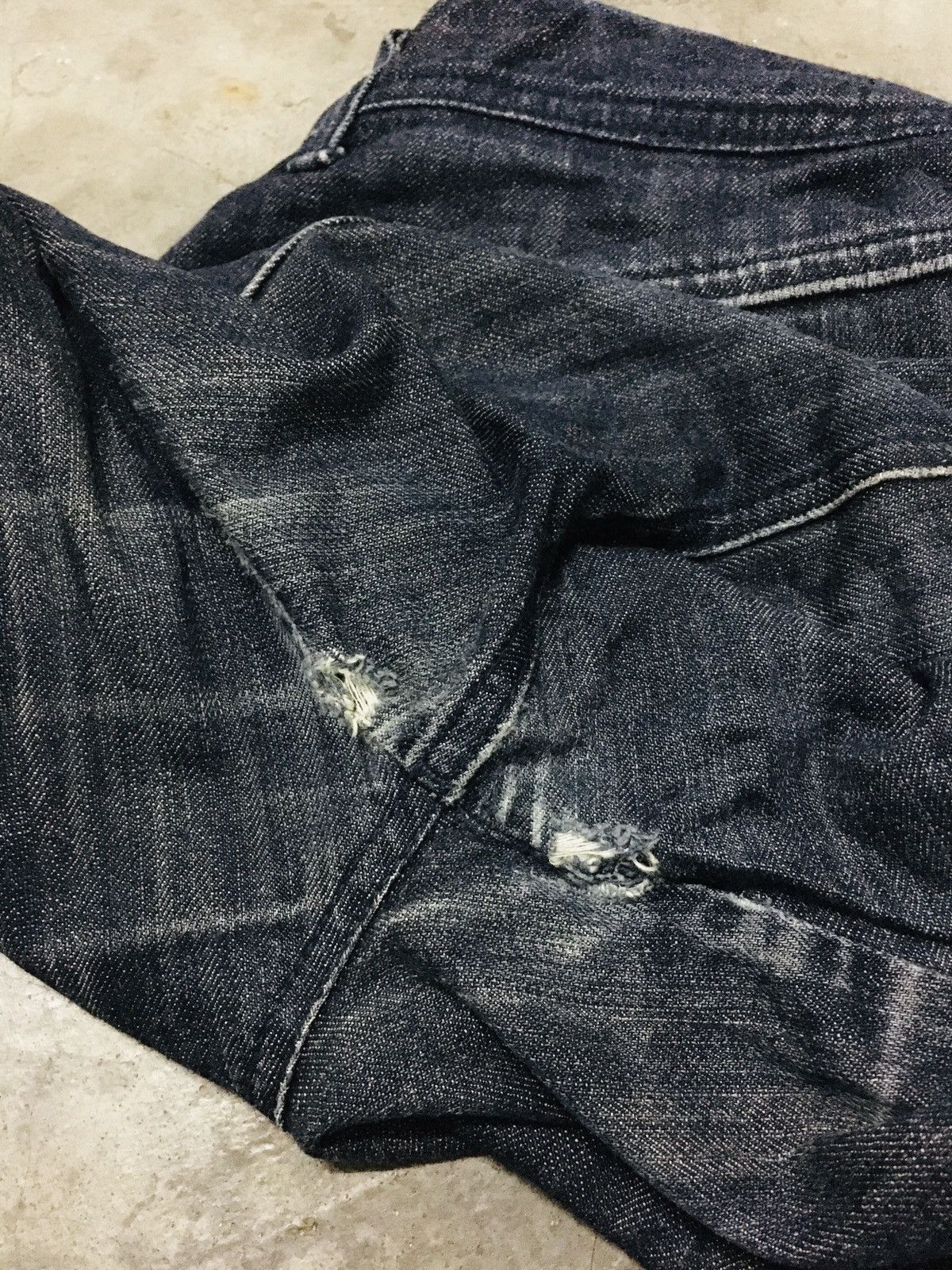If Six Was Nine × Japanese Brand × Le Grande Bleu (L.G.B.) Sorridere Punk Gothic Distressed Jeans (15) Size US 31 - 16 Thumbnail