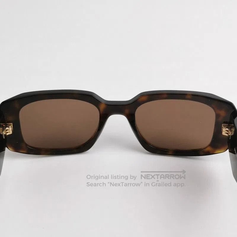 Prada Prada Tortoiseshell Logo Sunglasses. Size ONE SIZE - 6 Thumbnail