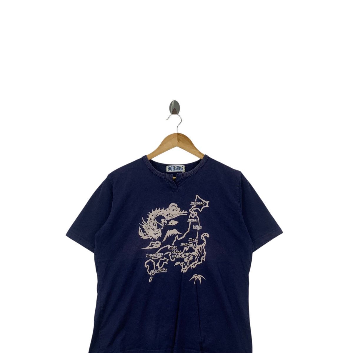 Vintage Vintage FODELSEDAG JAPAN SUKAJAN Natural Indigo Tee Shirt Size M / US 6-8 / IT 42-44 - 2 Thumbnail